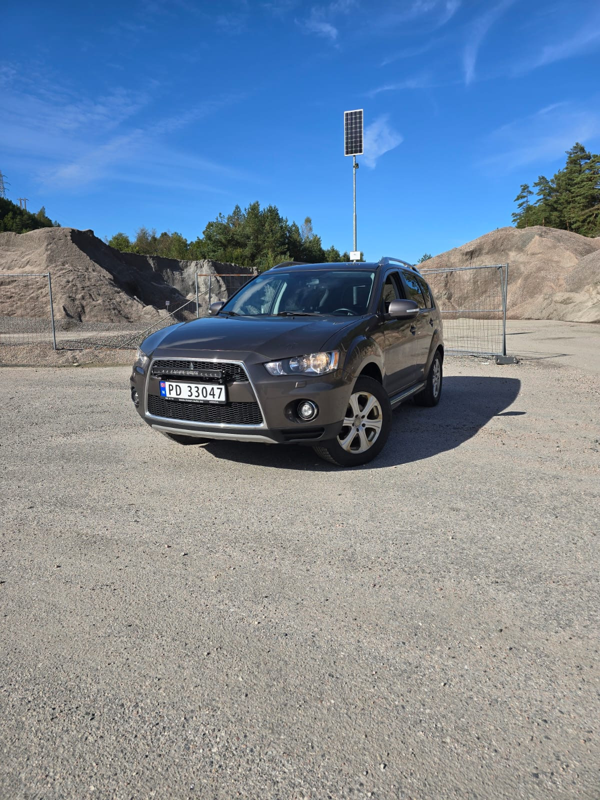 Mitsubishi Outlander Ny  EU-kontroll 12.2026 OUTLANDER 2.0-140 D 4WD