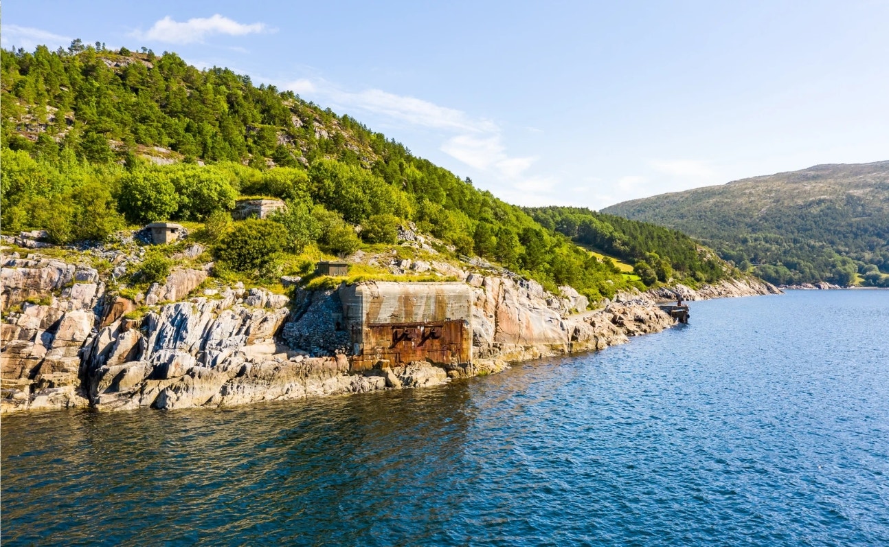 Privat Sørviknes Torpedobatteri Sørviknesveien 133, Rissa 800 m² 25 000 000 kr Totalpris: 25 000 000 kr ∙ Kontor, Garasje/Parkering, Lager/Logistikk, H