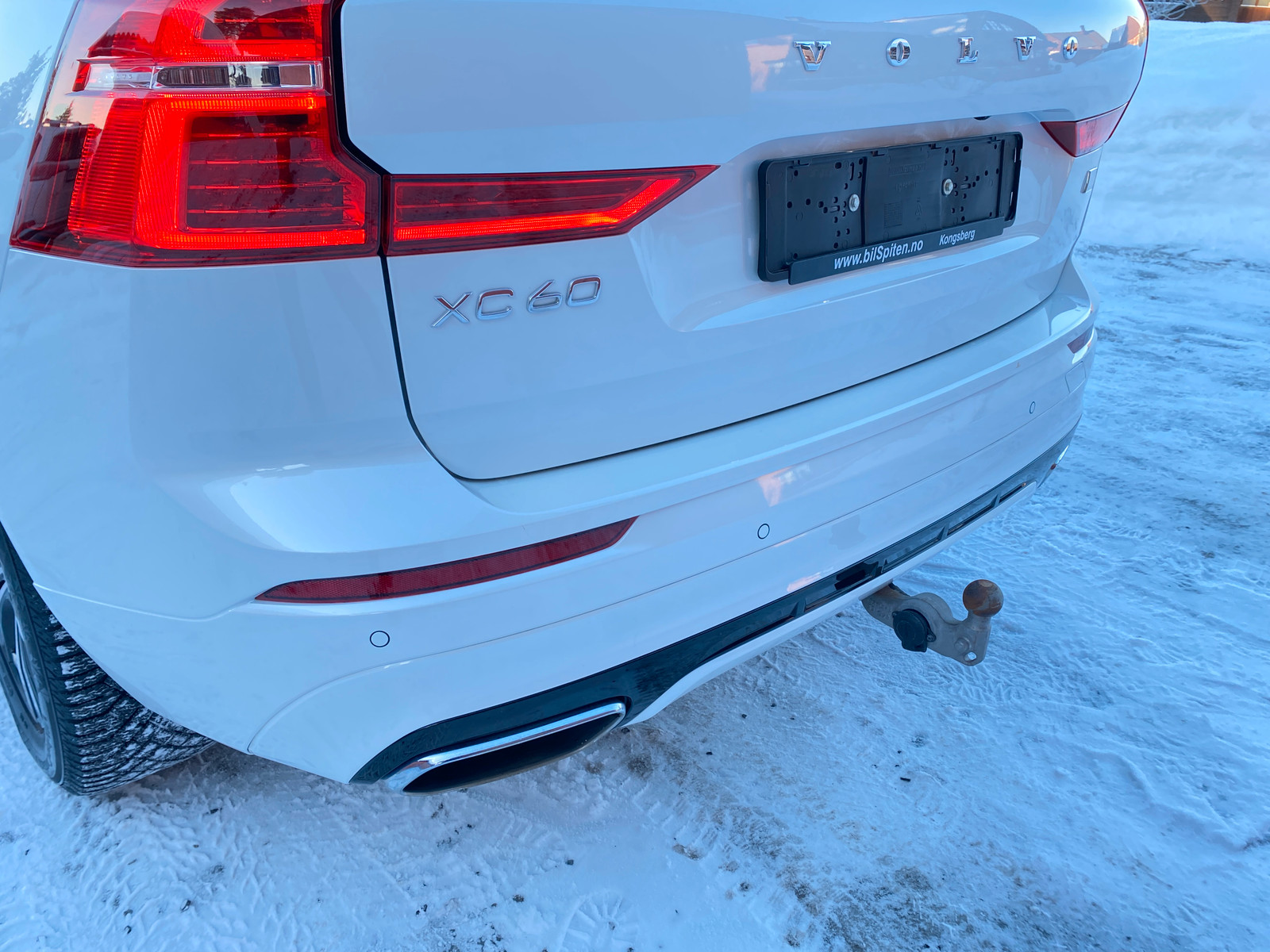 Volvo XC60 T8 Recharge R-design/21"/Pano/Nappa/HUD/360/H&K/Krok 3