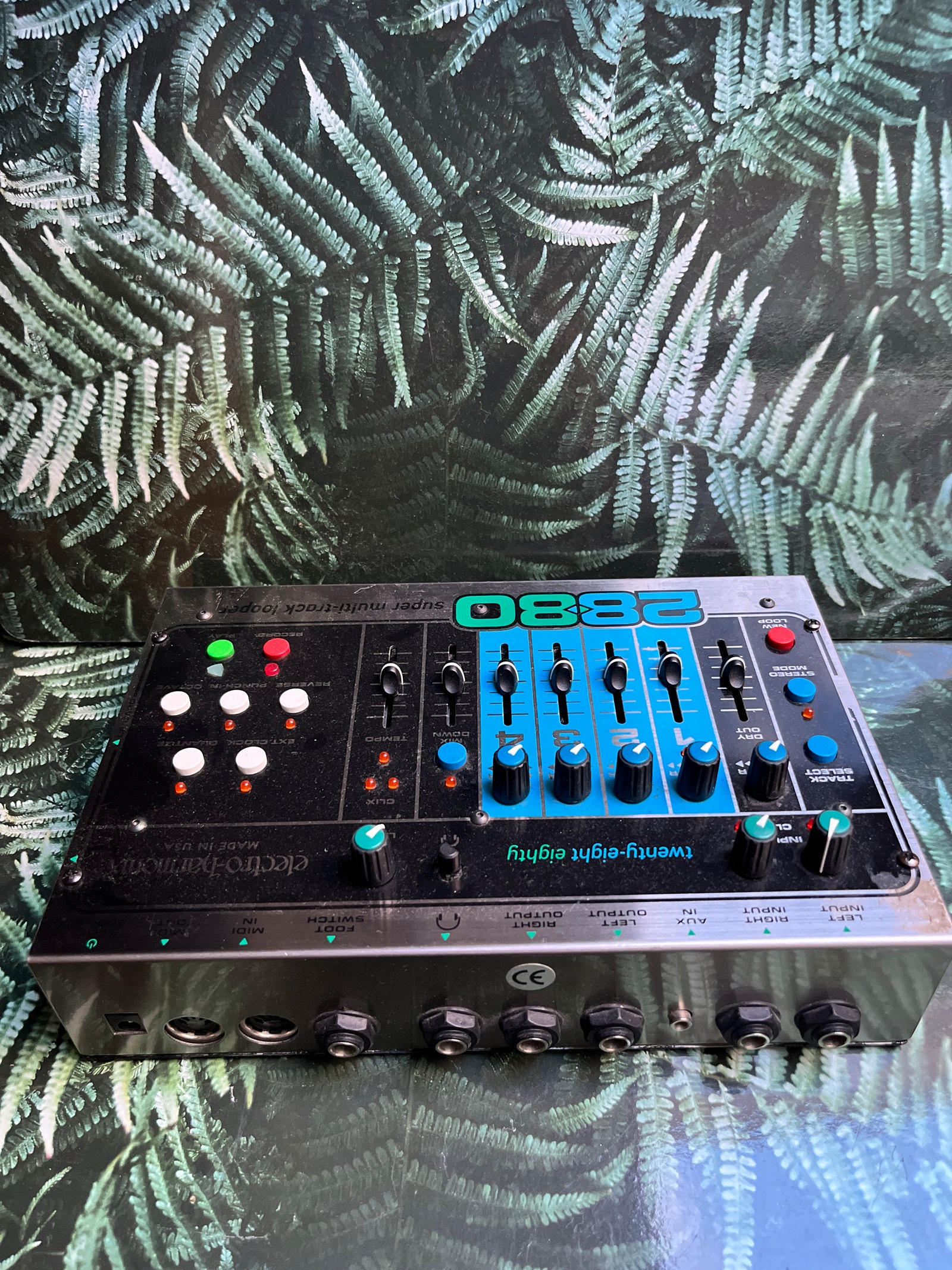 Electro Harmonix 2880 vintage looper pedal | FINN-torget