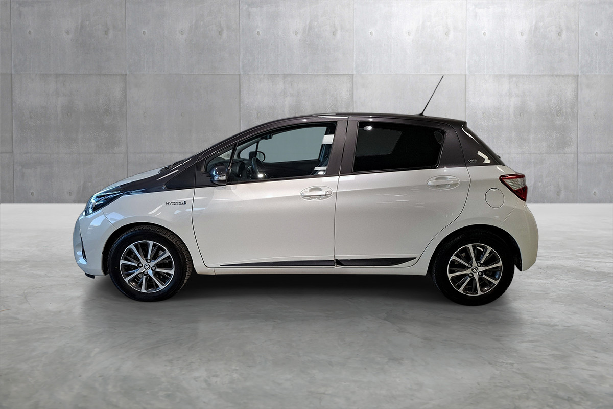 Toyota Yaris 1,5 Hybrid Y20 e-CVT aut 3