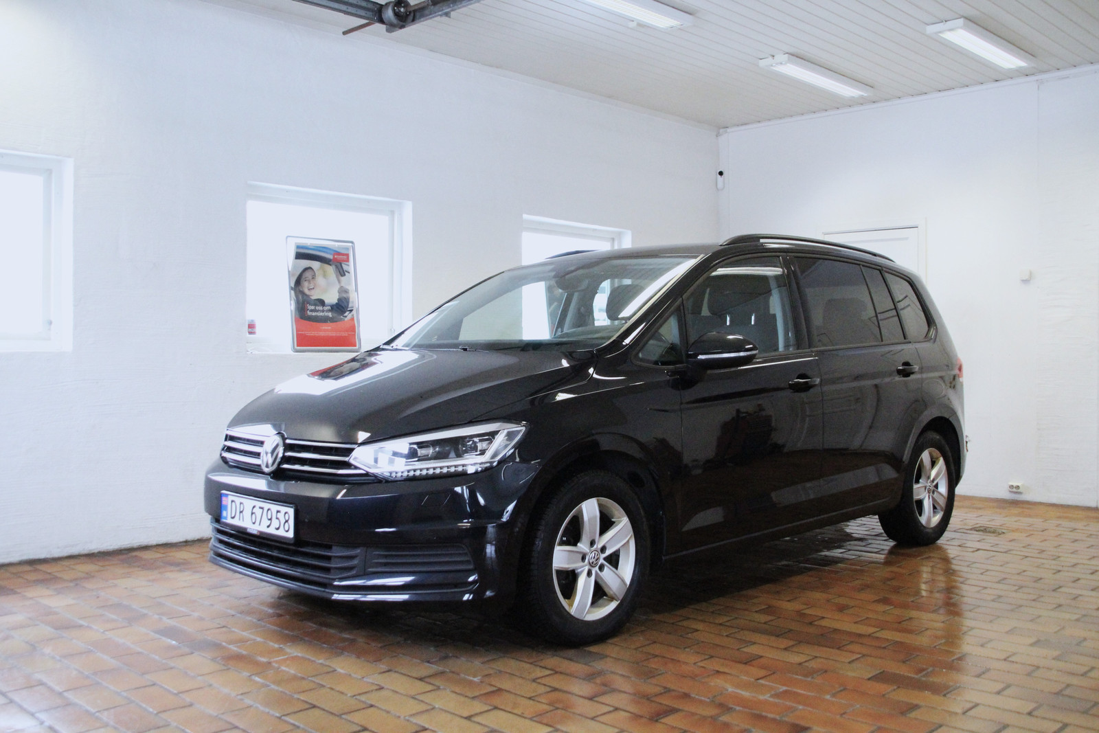 Volkswagen Touran TDI 115HK DSG BUSINESS 7-SETER+WEBASTO+KROK+ACC+NY EU 2