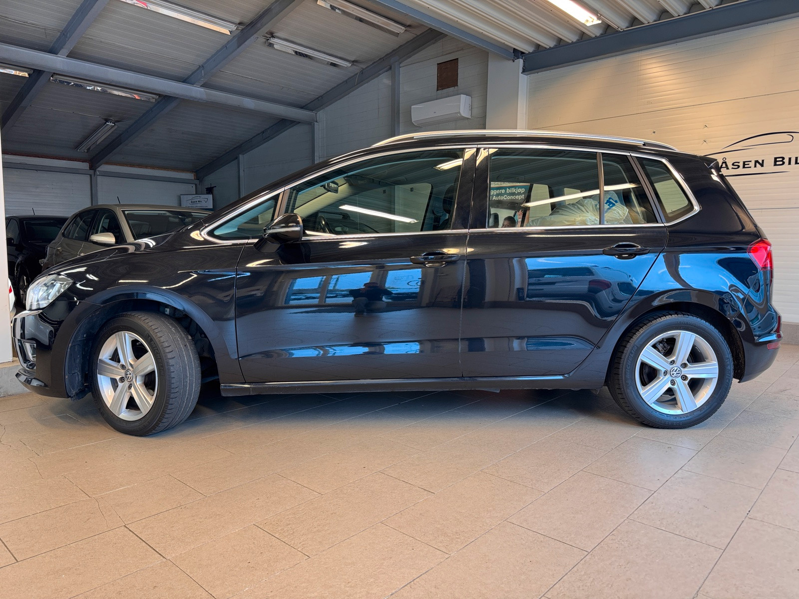Volkswagen Golf Sportsvan 110HK-TSI-DSG-AUTOMATGIR*CRUISE*KROK*P.SENSOR*DAB+*BT 2
