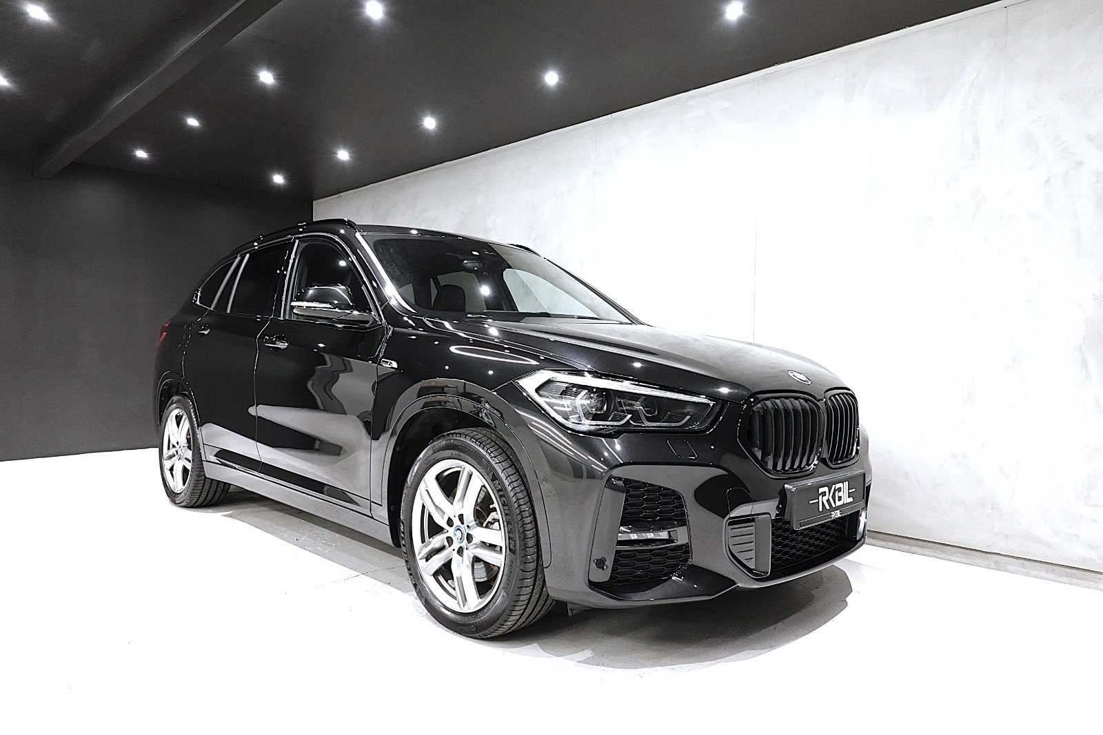 BMW X1 xDrive25e M-SPORT/HENGERFESTE/SKINN/LED/HUD/V.RATT/AUT+ 3