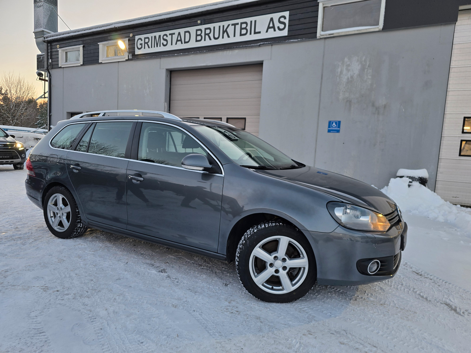 Volkswagen Golf 2.0-140hk, TDI, Automat,EU til 29.07.2026, Service