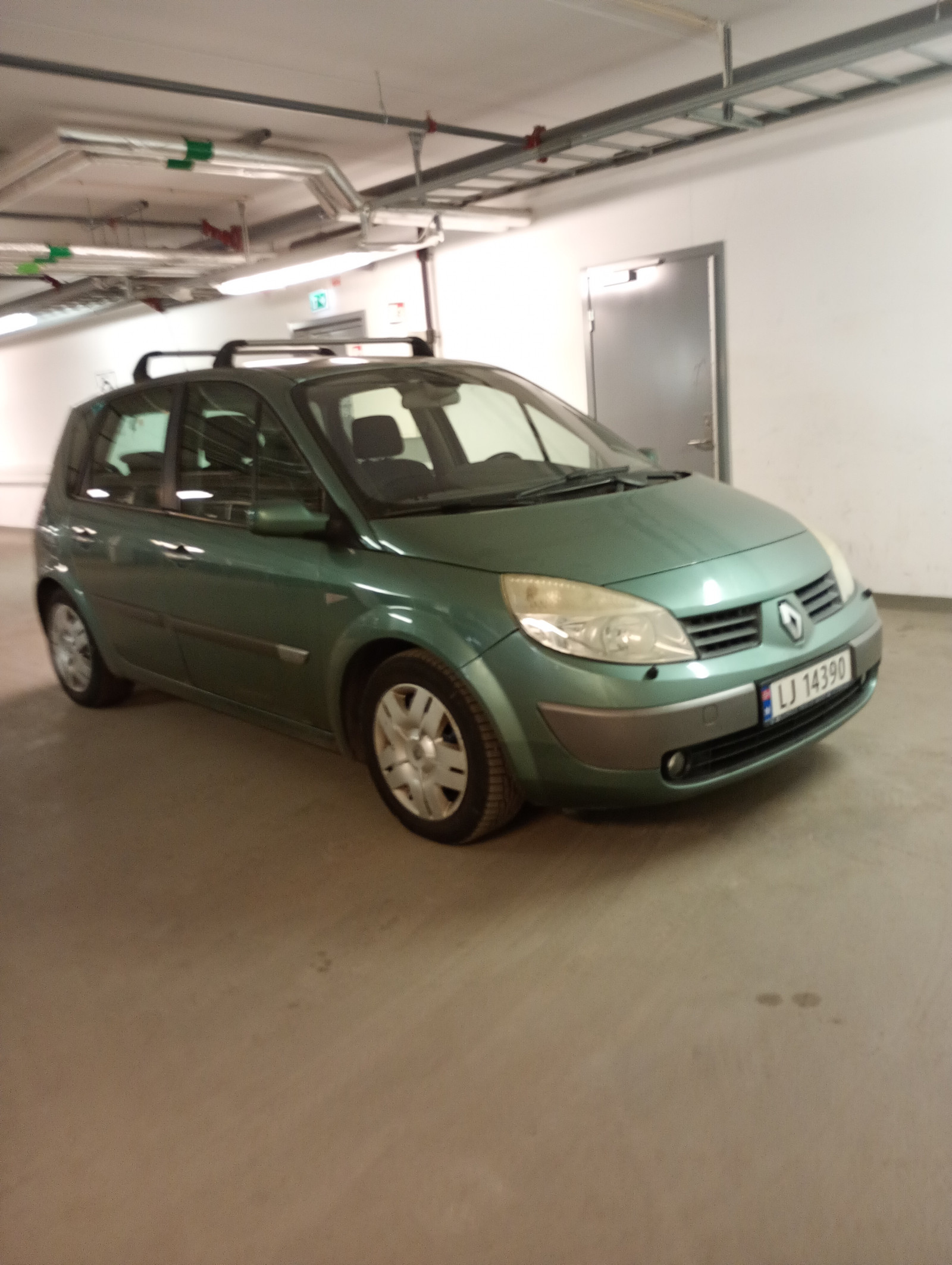 Renault Scenic 1,6 Authentique EU TIL NOVEMBER 2026