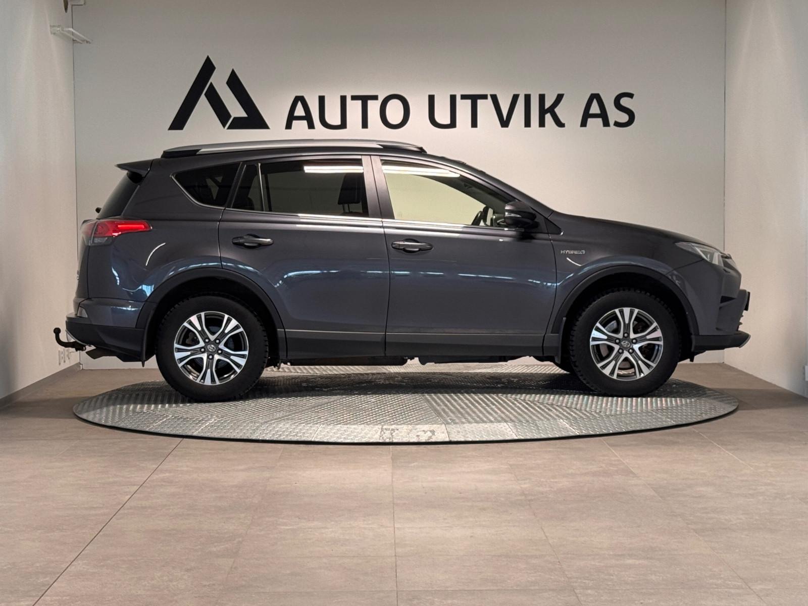 Toyota RAV4 AWD/ Executive/ Navi/ Krok/ Memory seter/ Kamera 2
