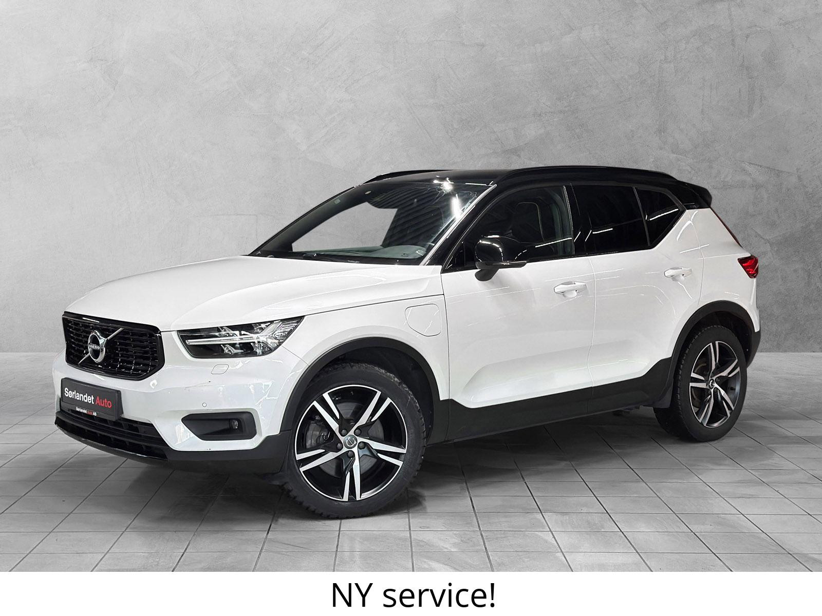 Volvo XC40 T5 Twin EngineRecharge | R-Design | Parkvarmer | ACC