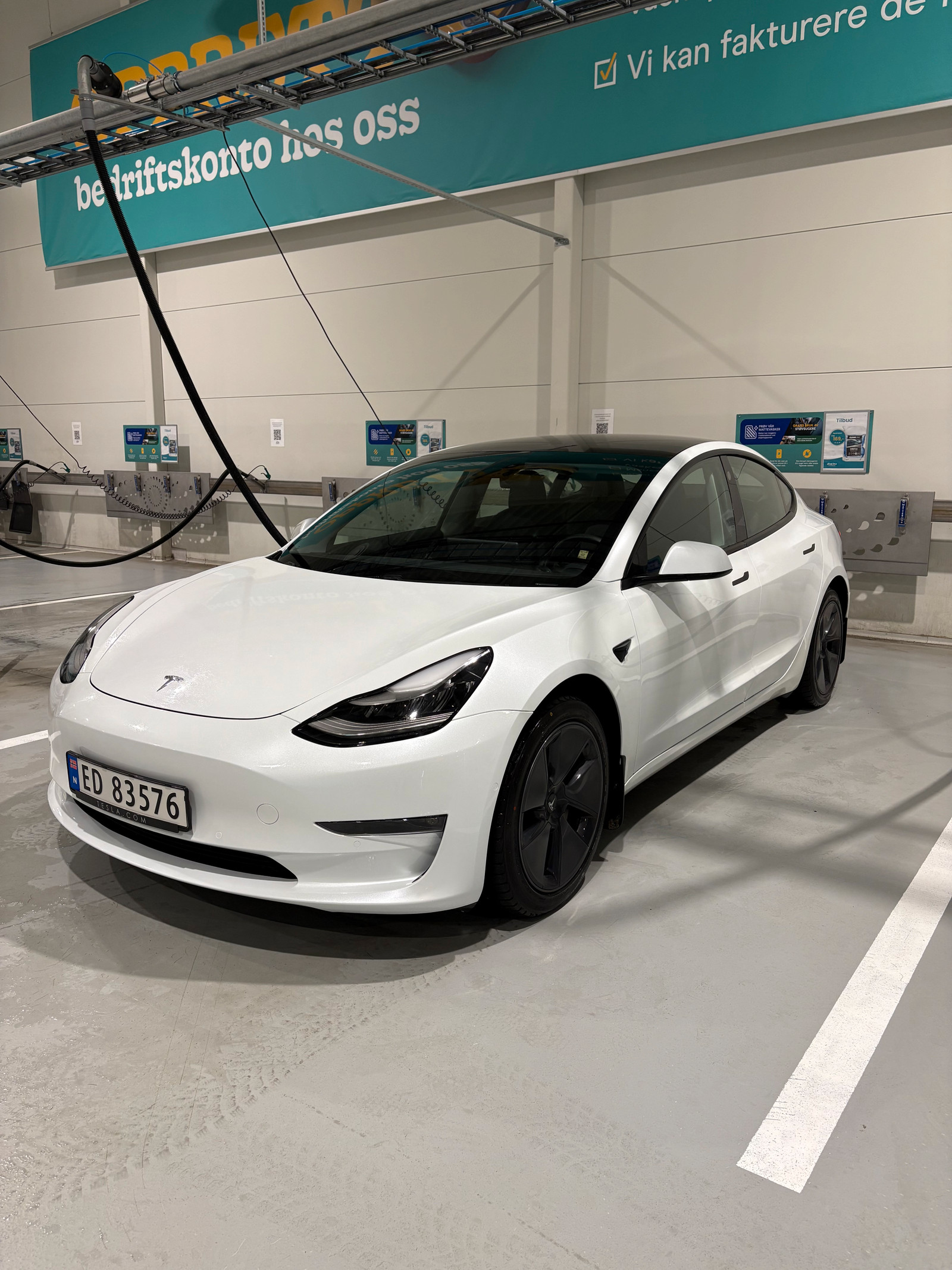Tesla Model 3 Long Range AWD 2