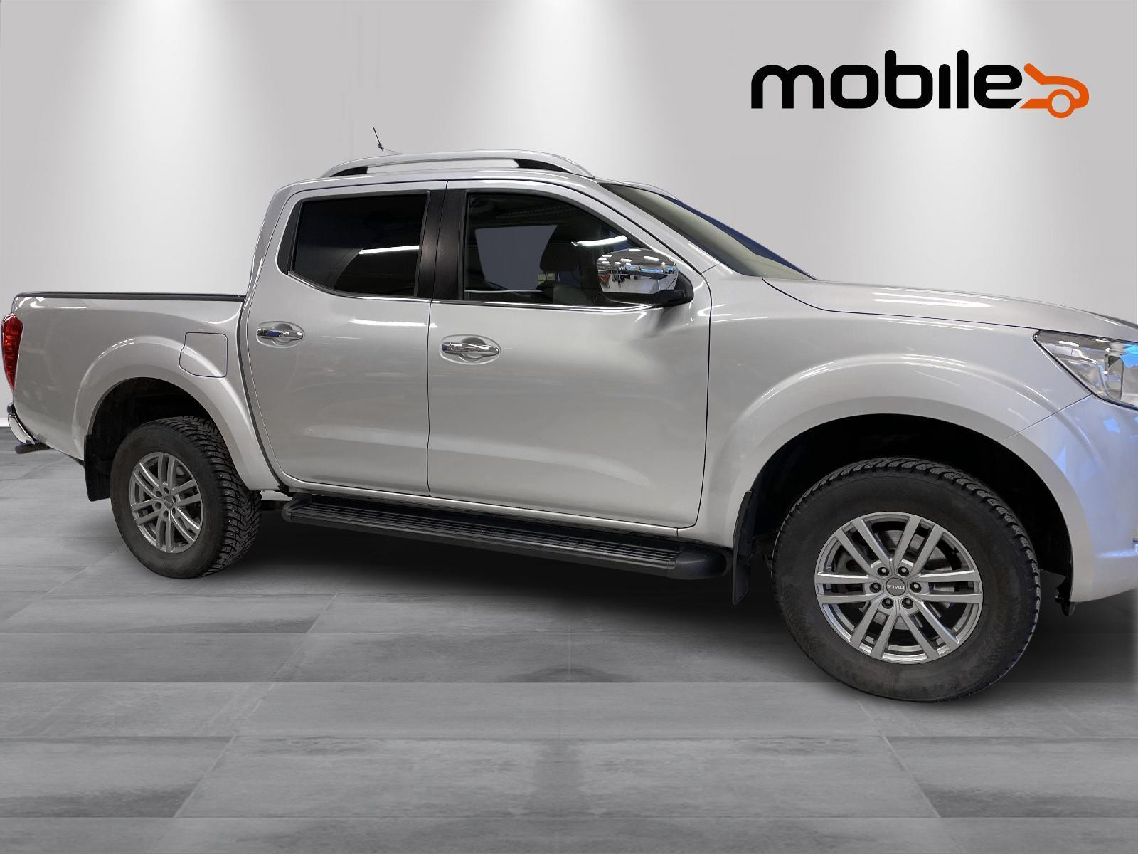 Nissan Navara Double Cab 2,3 dCi 190 N-Connecta aut H.feste,Led lys 2