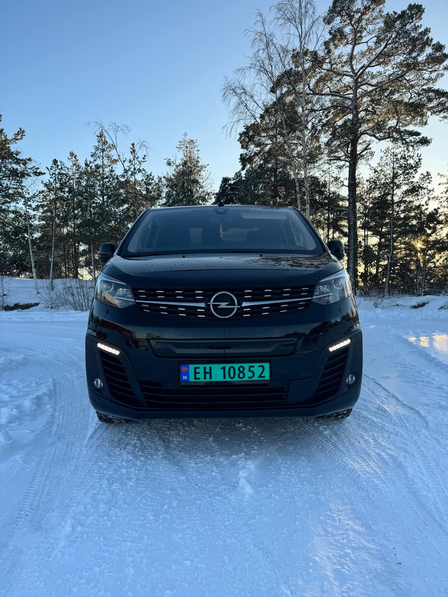 Opel Vivaro Elite L3 75 kWh 136hk