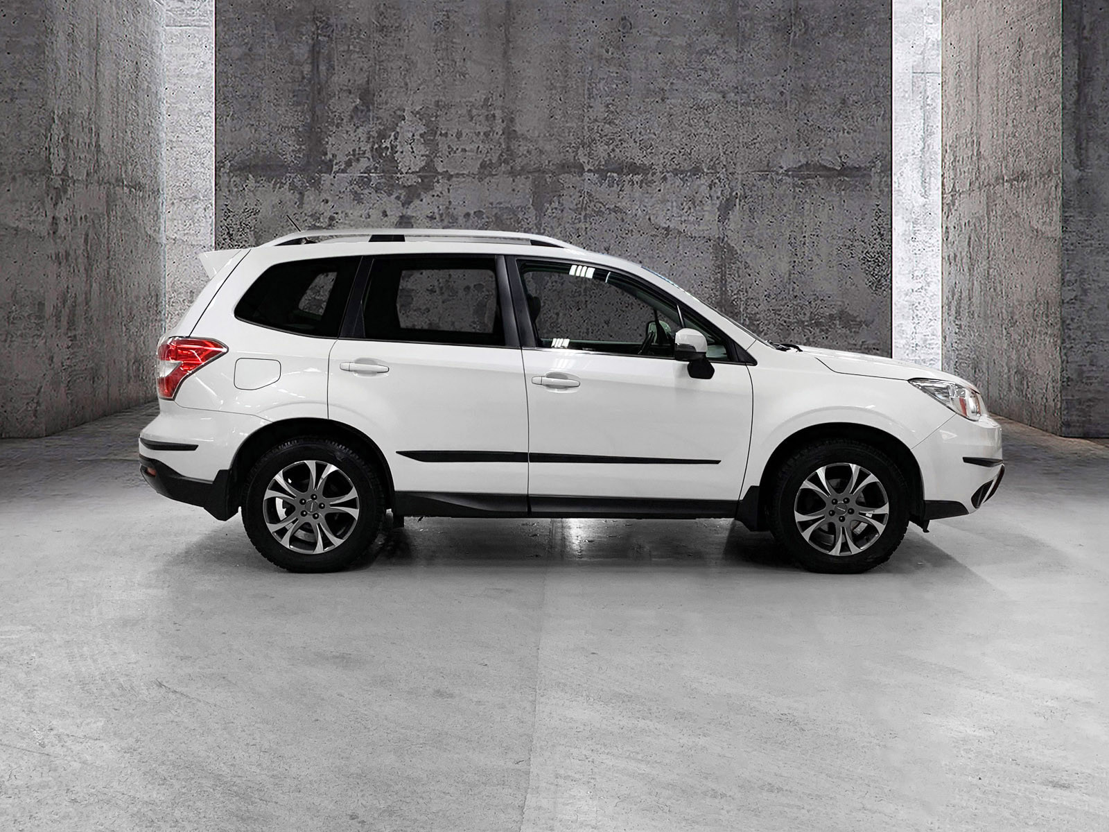 Subaru Forester 2.0i Premium Lineartronic |OUTLET|1 EIER|KROK|KAMERA| 3