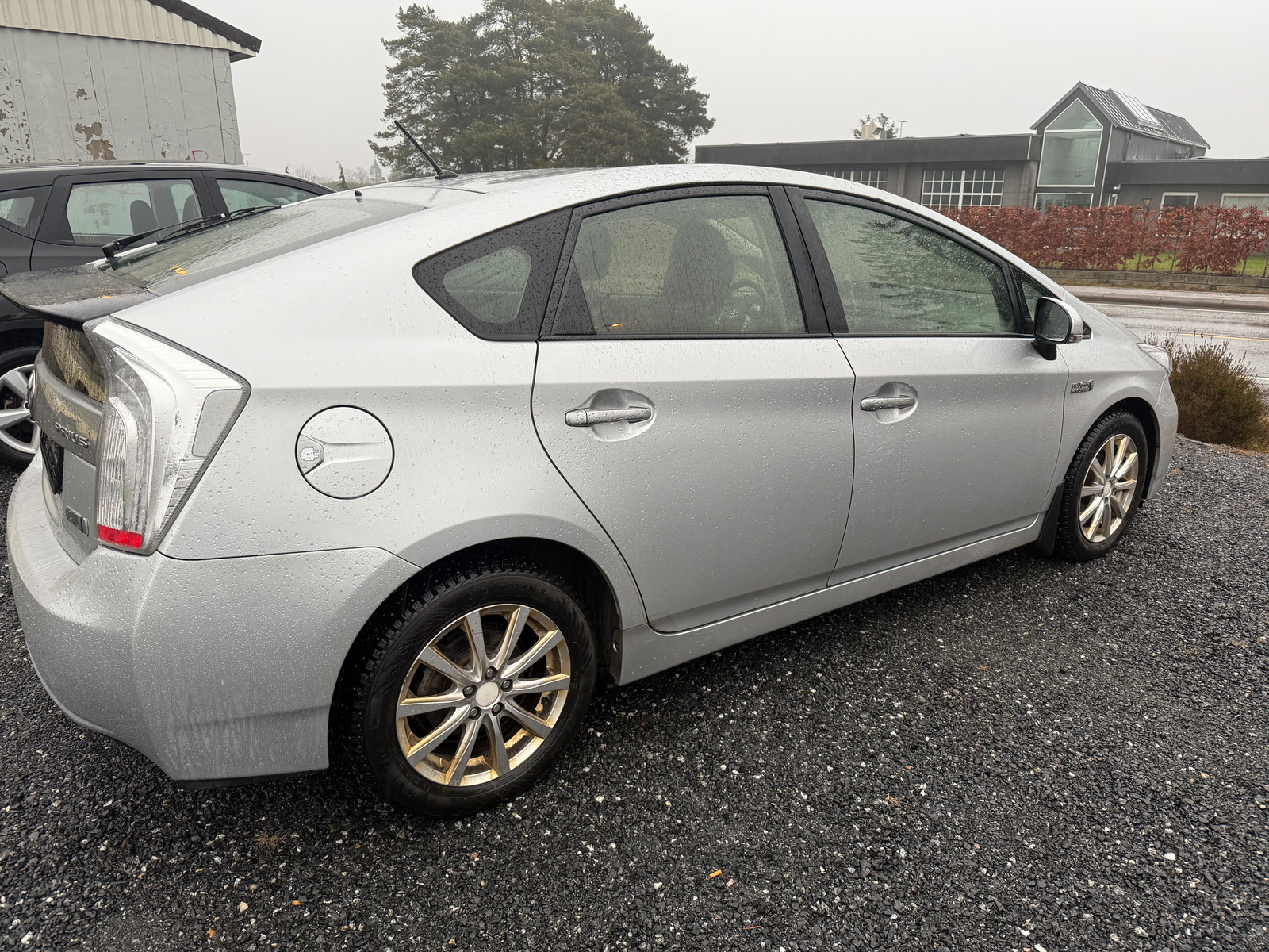 Toyota Prius Plug-in Hybrid 1.8-99hk,Automat,Hybrid ,Plug-inn, Eu til 30.11.2026 3