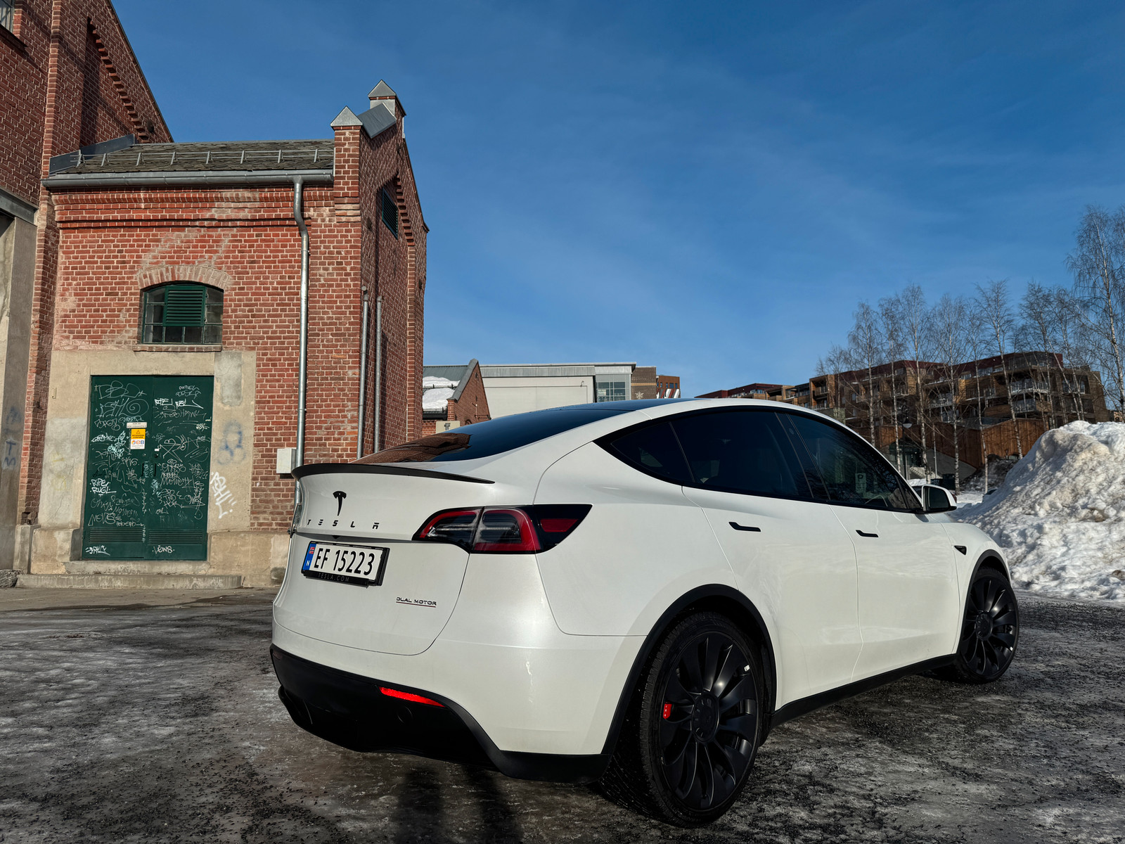 Tesla Model Y Performance AWD (NYPRIS!) 2