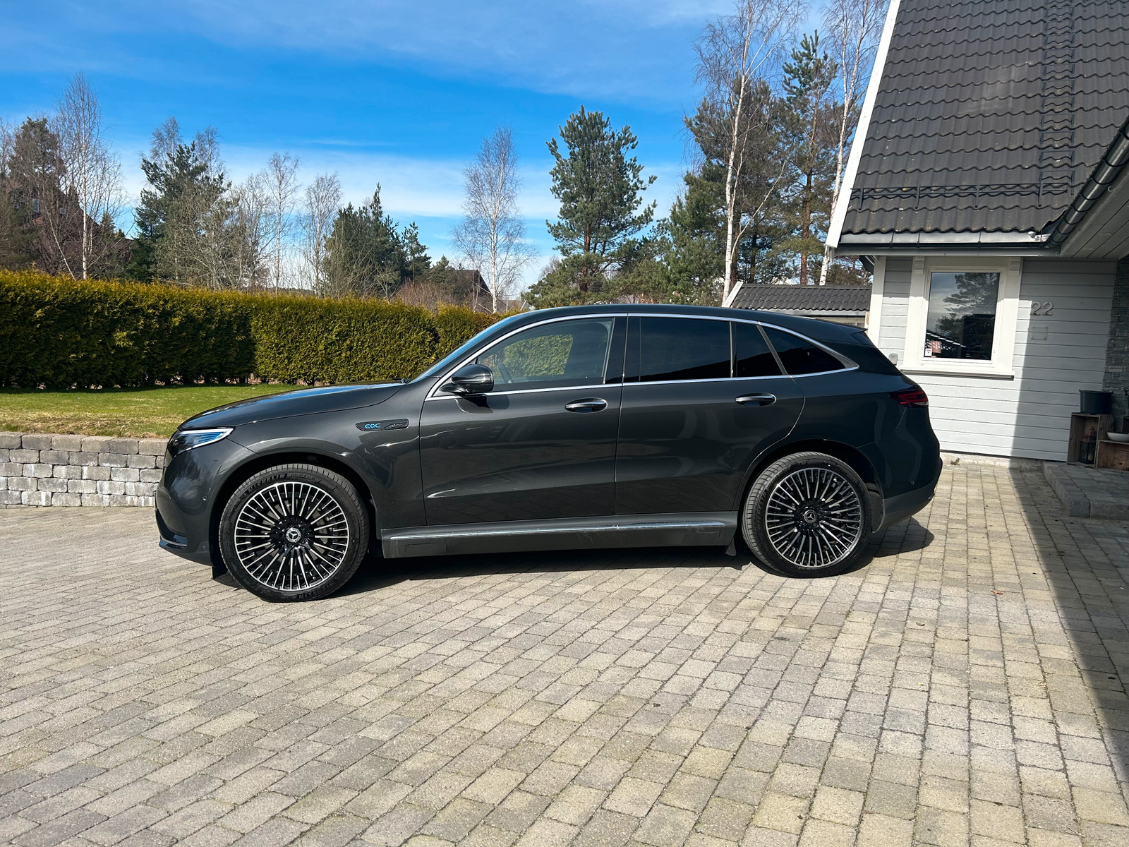 Mercedes-Benz EQC 400 4MATIC AMG Hengerfeste 21 tommer AMG 360Kamera DAB+ 3