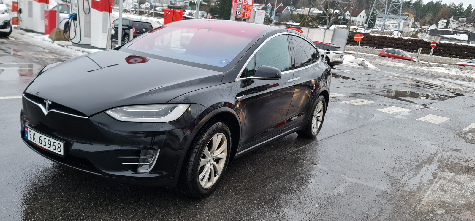 Tesla Model X 75D 4WD 5-s 3