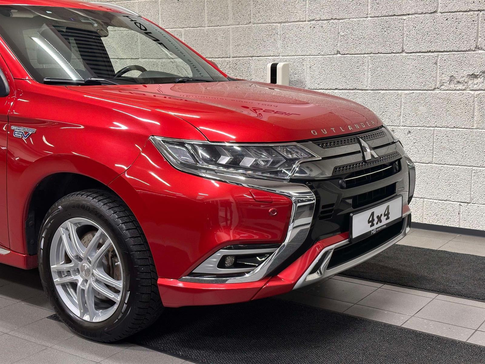 Mitsubishi Outlander 2.4 224hk PHEV 4WD Instyle+/Rockford/Kamera/DAB+ 2