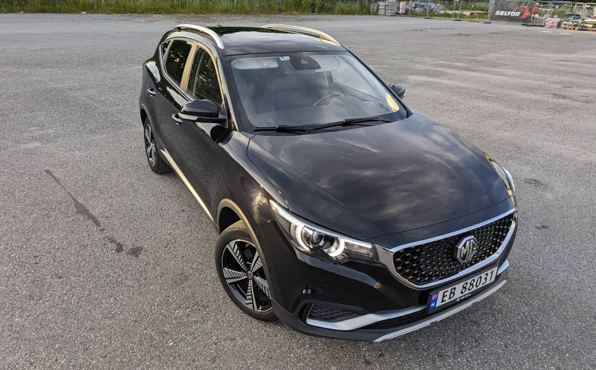 MG ZS EV 2