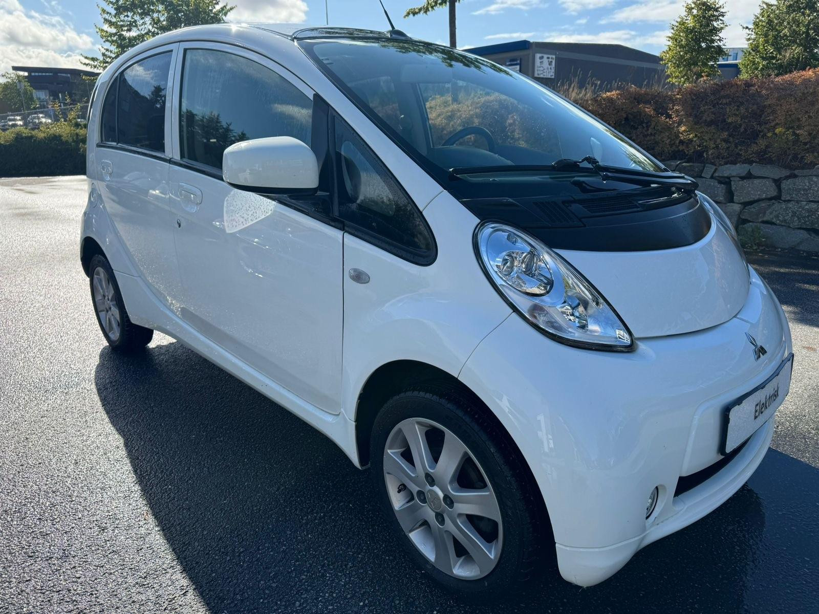 Mitsubishi i-Miev Service | EU | A/C | BT+DAB | IsoFix | NAVI |CarPlay
