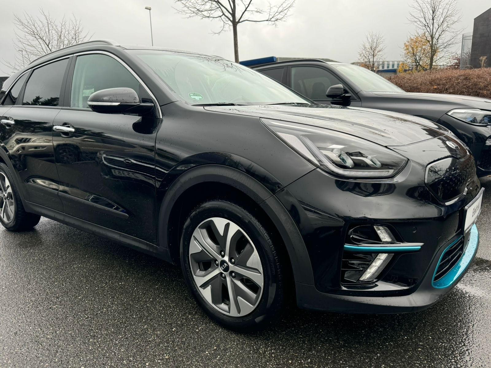 Kia E-Niro 64kWt|NAVI/ACC/R.KAMERA/KEYLESS/JBL/CARPLAY/DAB+/LED+++