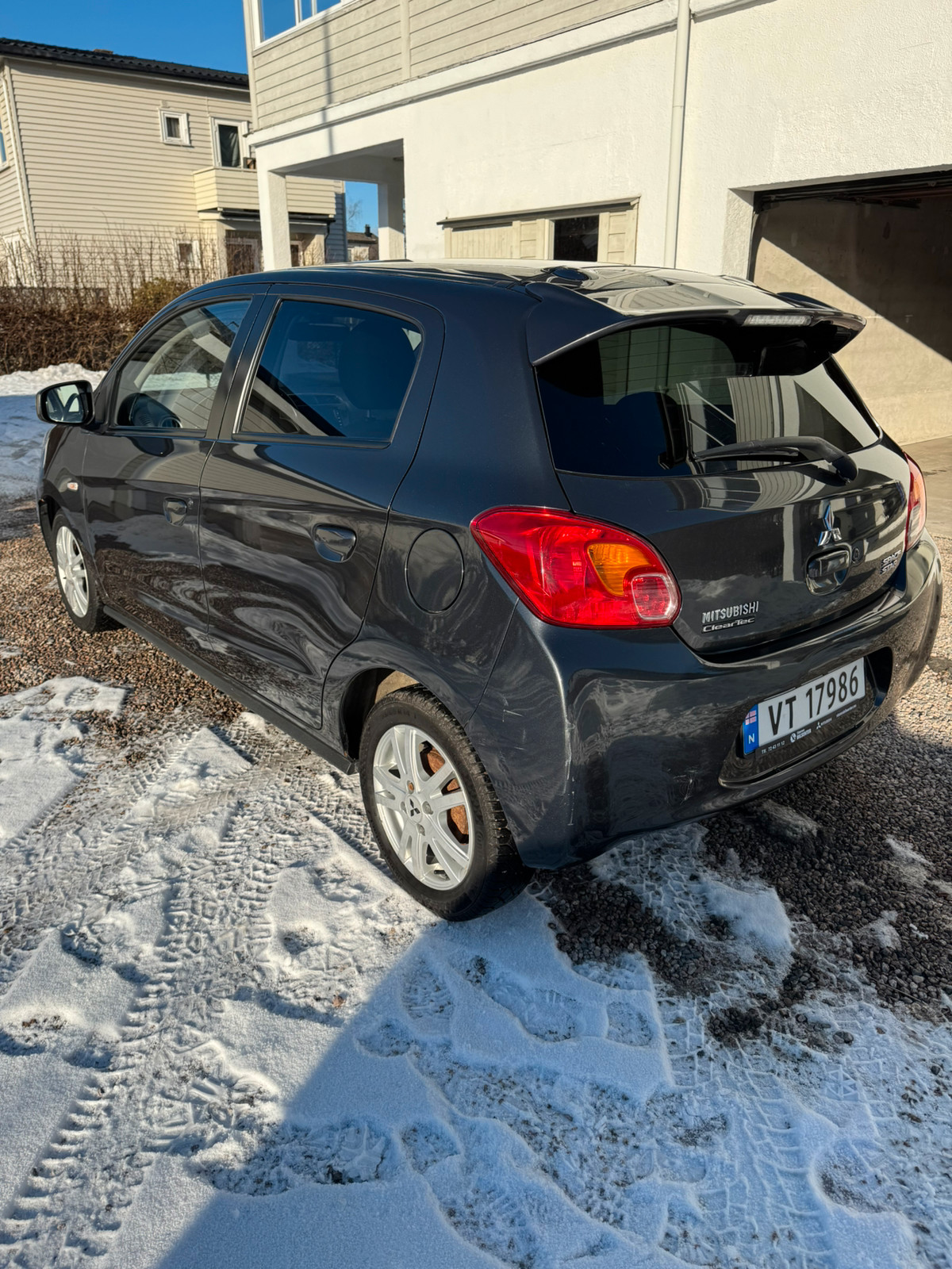 Mitsubishi Space Star 1,2 80 Intense+ CVT 3