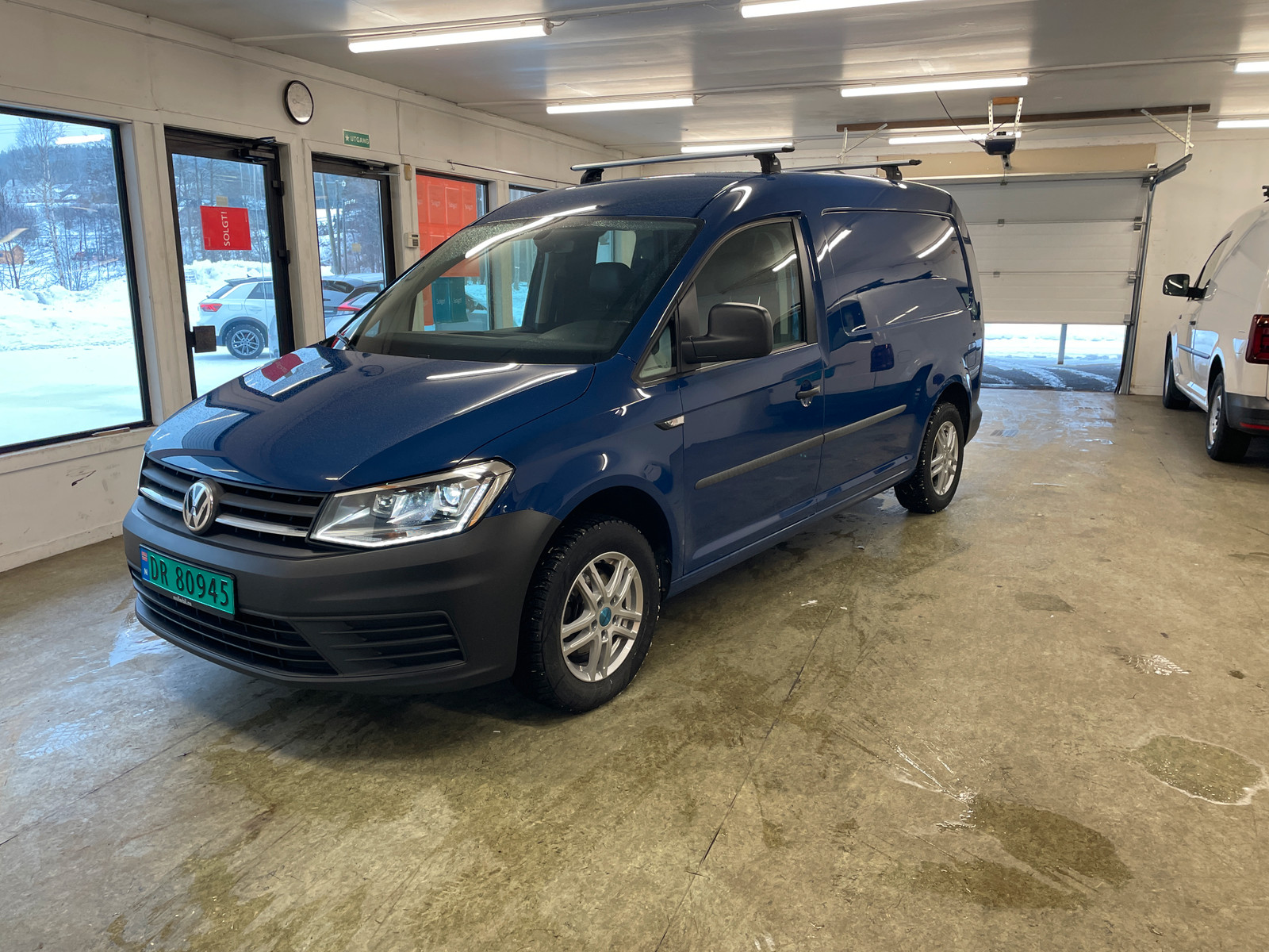 Volkswagen Caddy Maxi 2,0 TDI 102hk AUTOMAT/HENGERFESTE/WEBASTO/INNRED/XENON