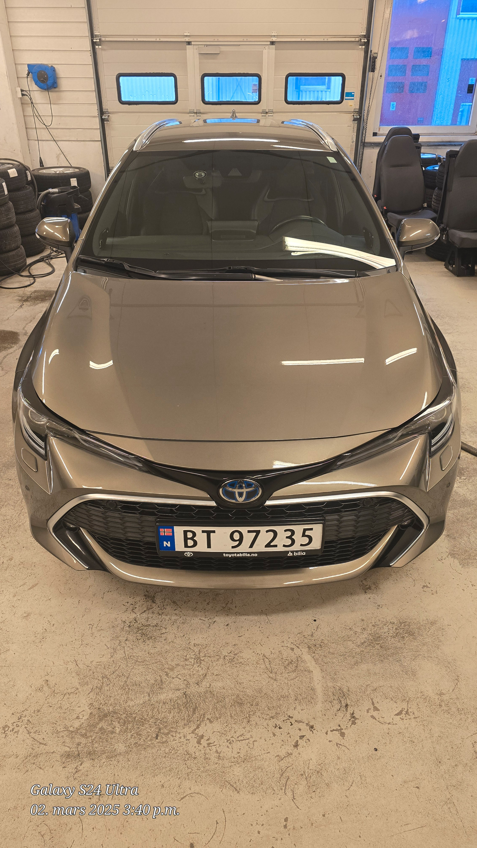 Toyota Corolla 2,0 Hybrid e-CVT Touring Sports Active Tech 2