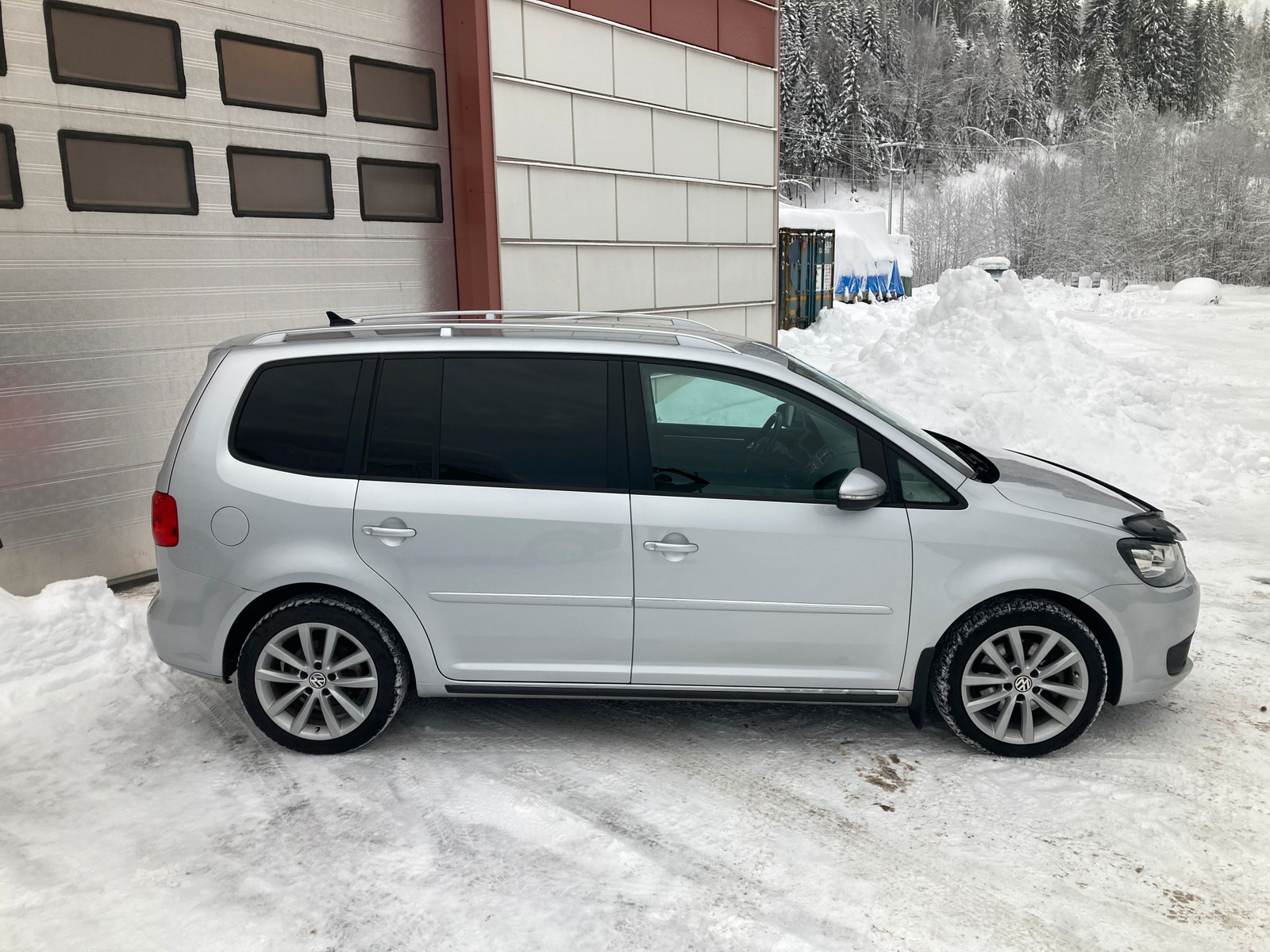 Volkswagen Touran 2,0TDI 170hk Automat/Webasto/Cruise/Innbytte 3
