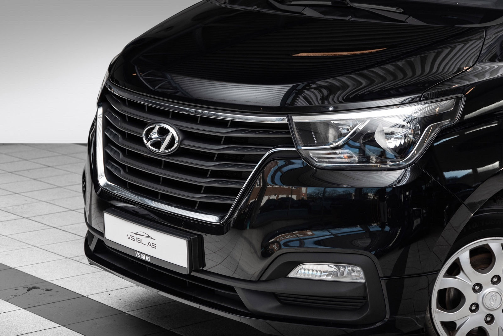 Hyundai H-1 2,5 TD 136hk Facelift/Manuell/3-seter/2x skyvedør/S+V 2