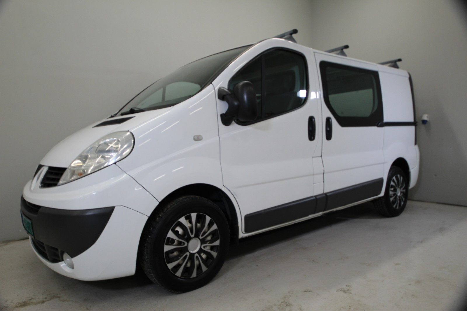 Renault Trafic 2,0 DCI -2x Skyvedør-Eu ok-Hengerfeste 2
