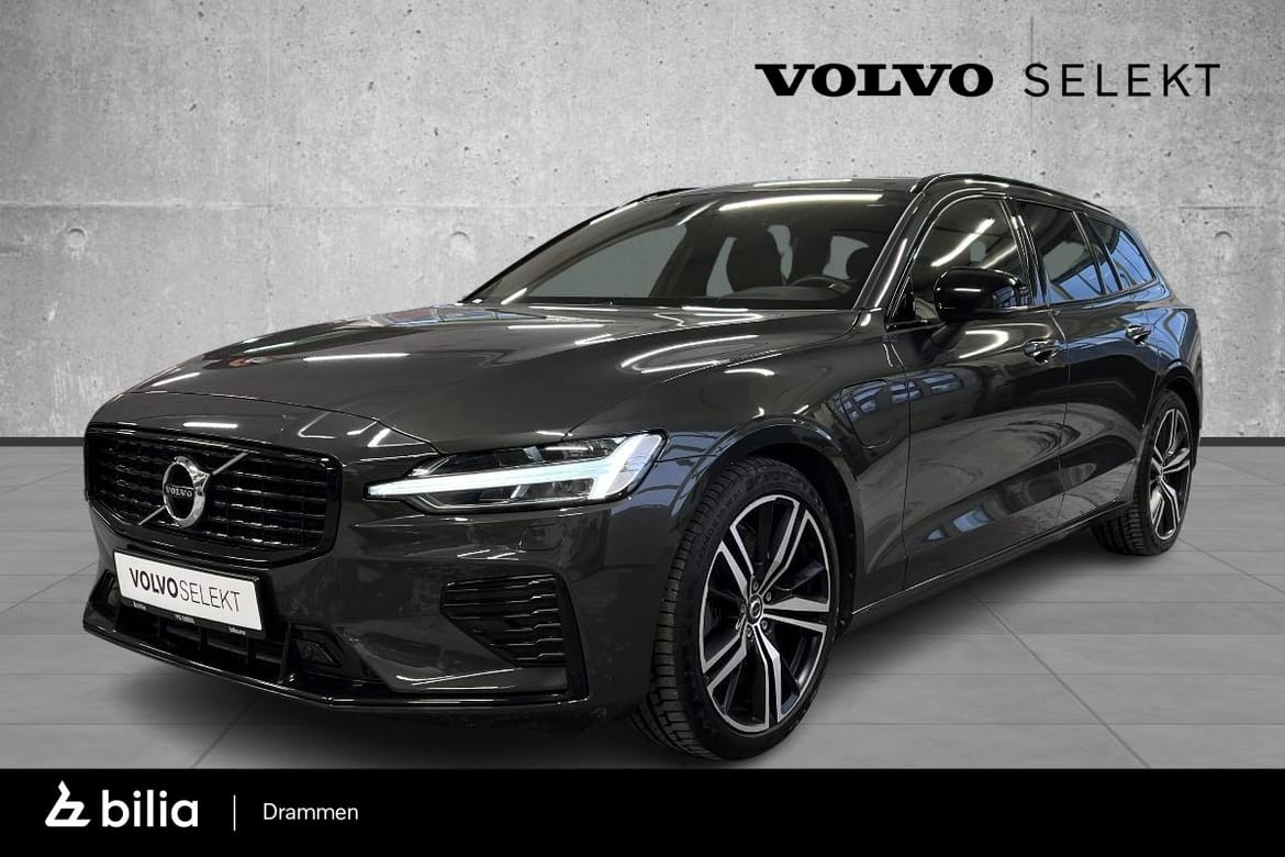 Volvo V60 T6 AWD R-Design Long Range 91 km H.Feste, H&K, PANO+++