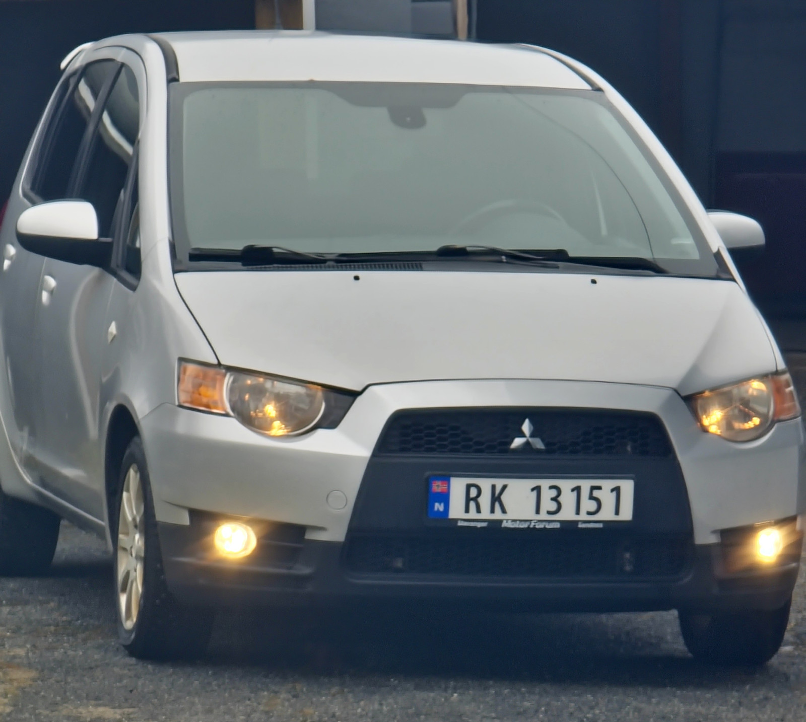 Mitsubishi Colt 2