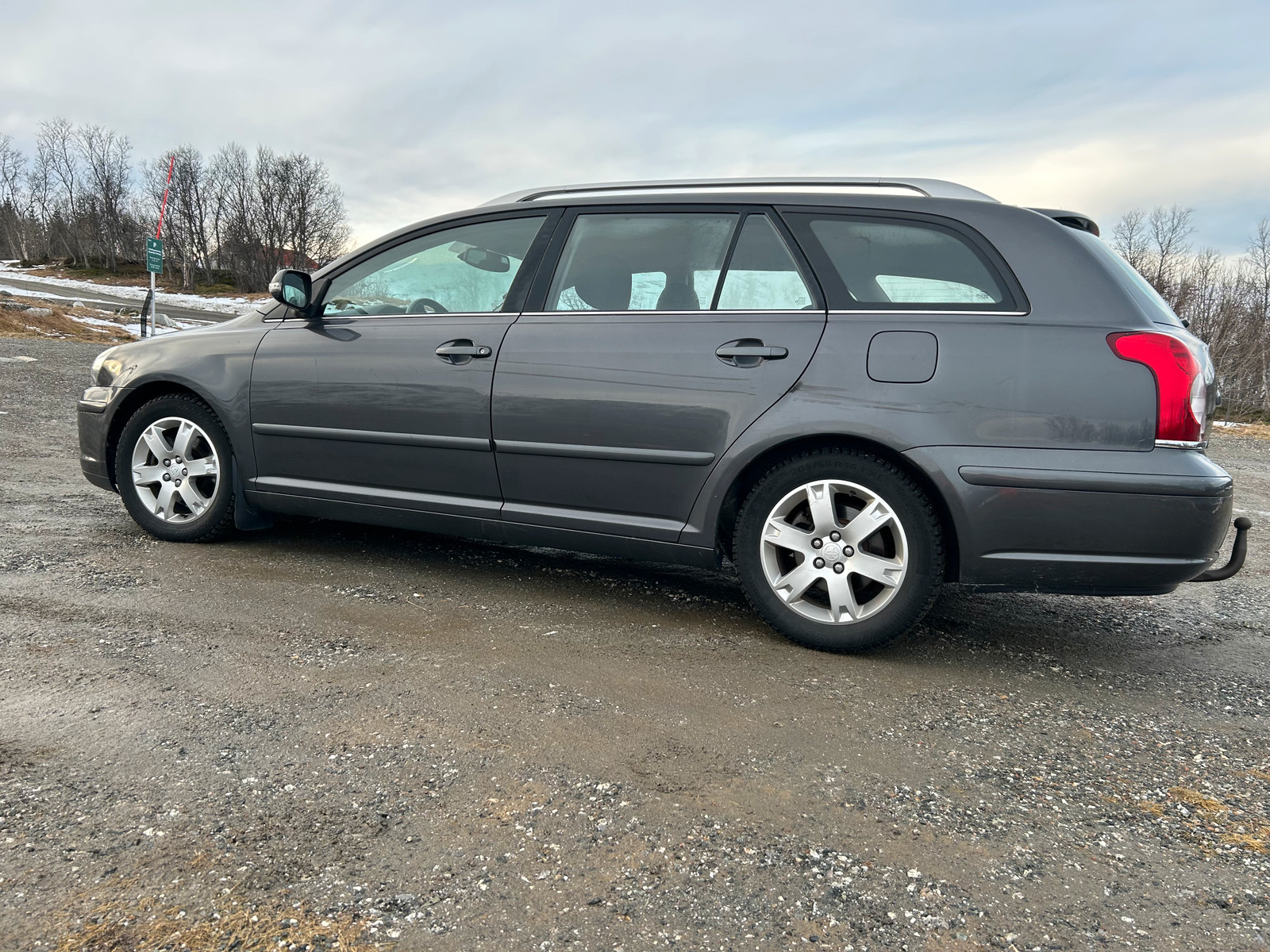 Toyota Avensis 2,0 D-4D m/DPF 3