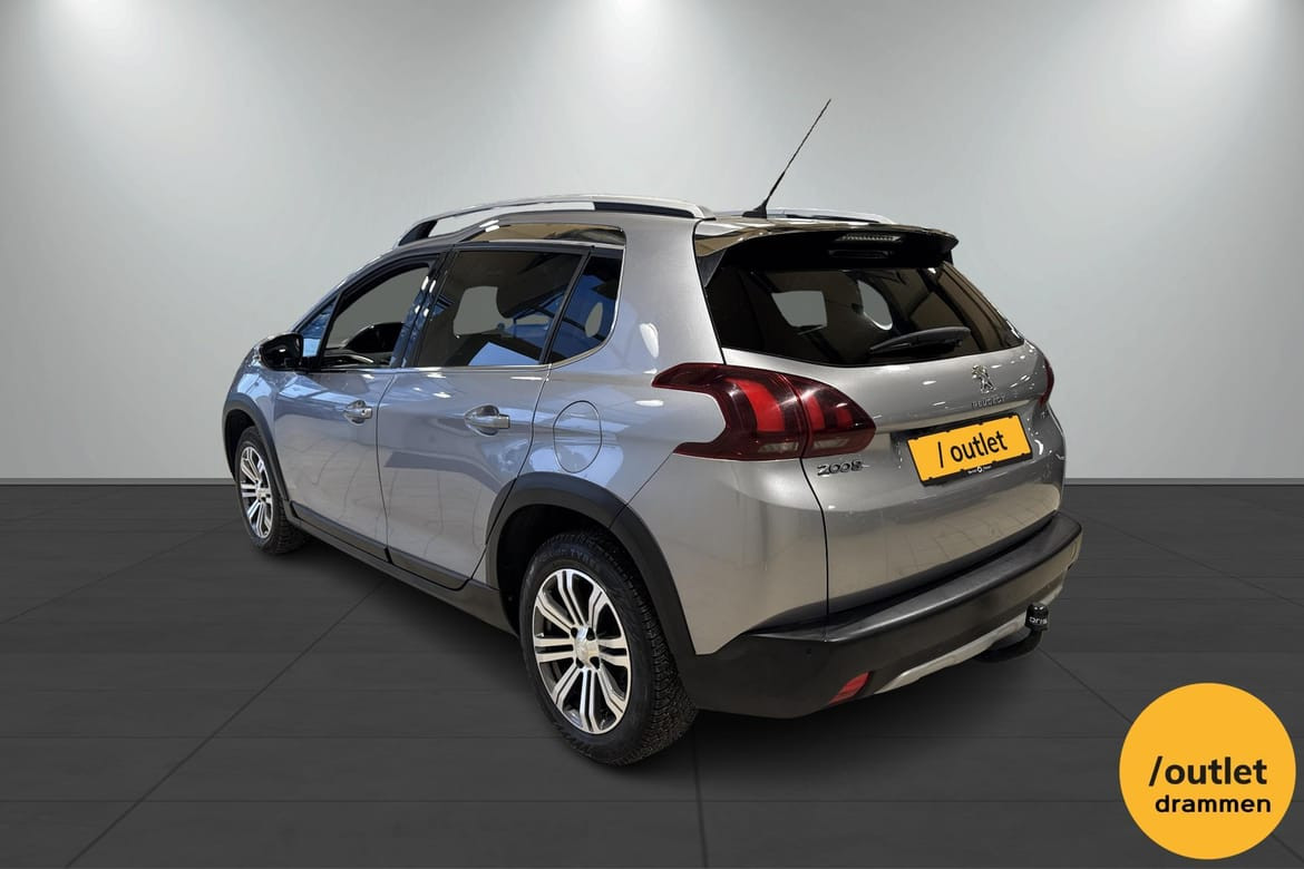 Peugeot 2008 Allure 1.2 PureTech 110 hk aut 3
