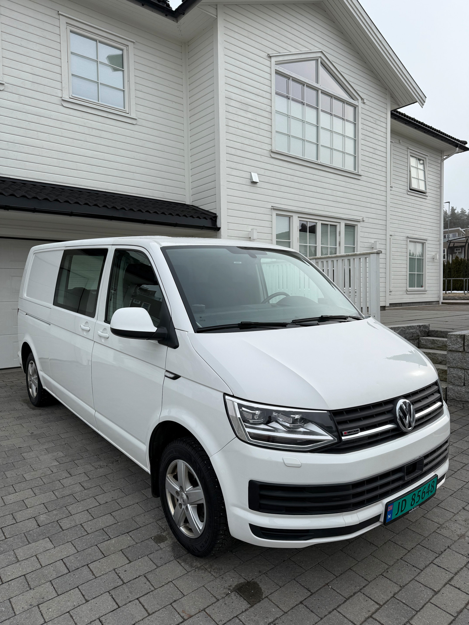 Volkswagen Transporter 2,0 TDI 150hk L u/vindu 4Motion DSG 3