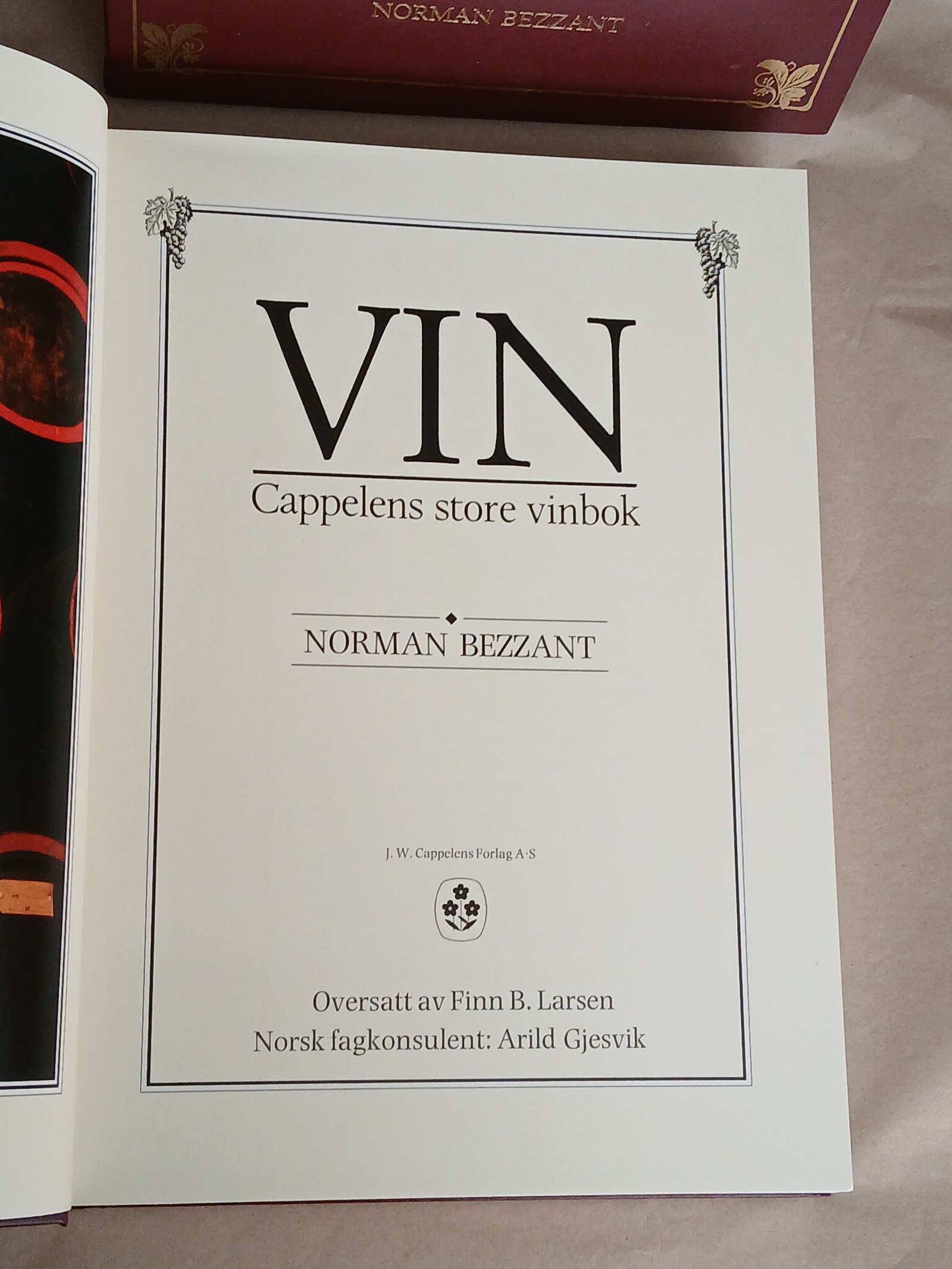 Cappelens store vinbok | FINN-torget
