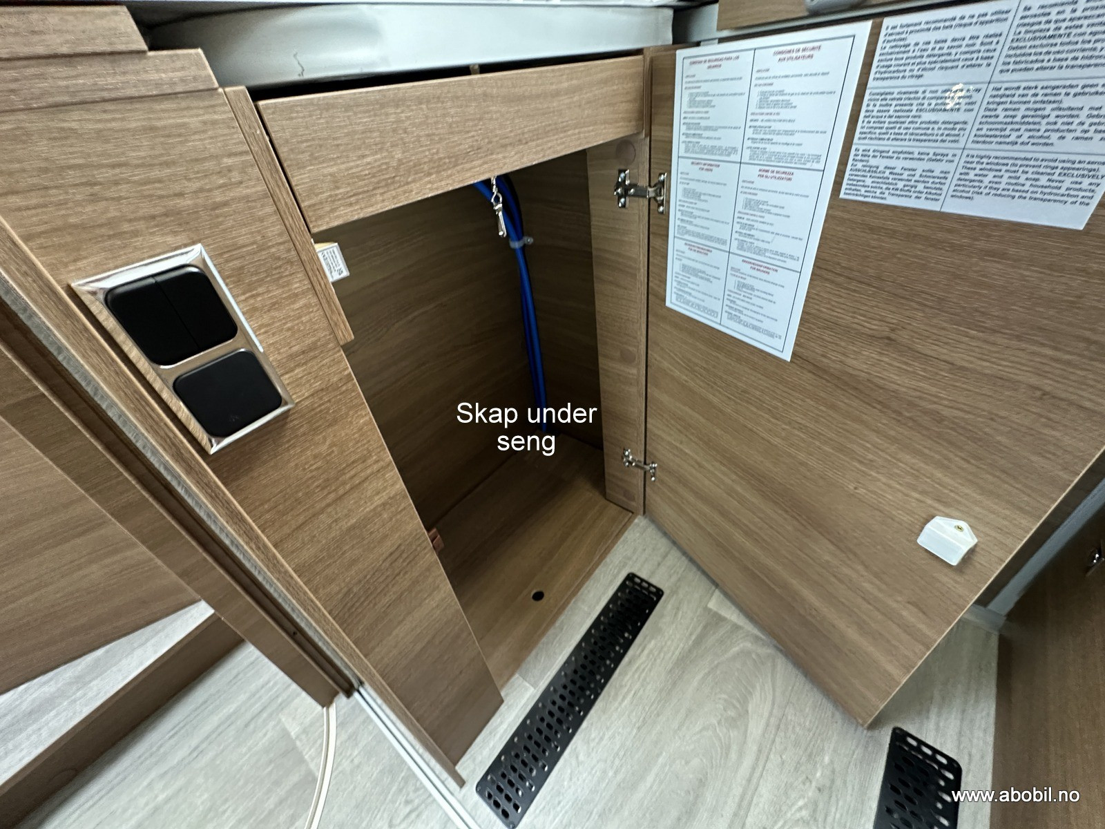 Gallery image 36