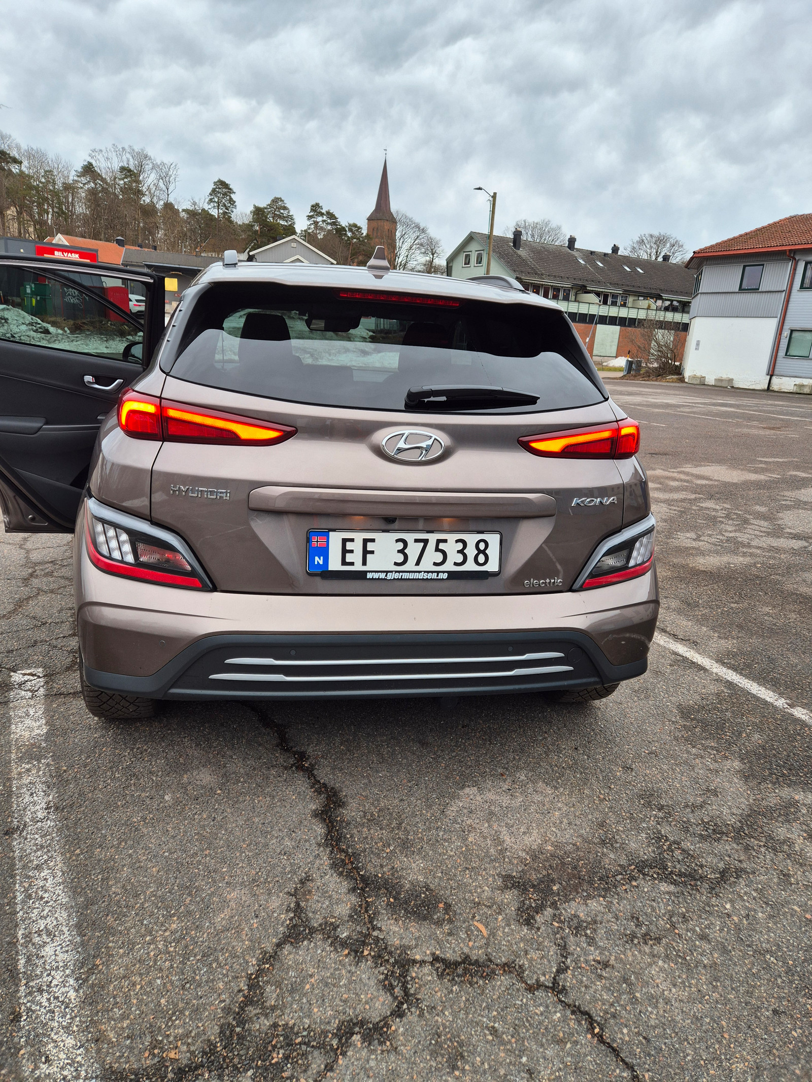 Hyundai Kona Premium LR 3