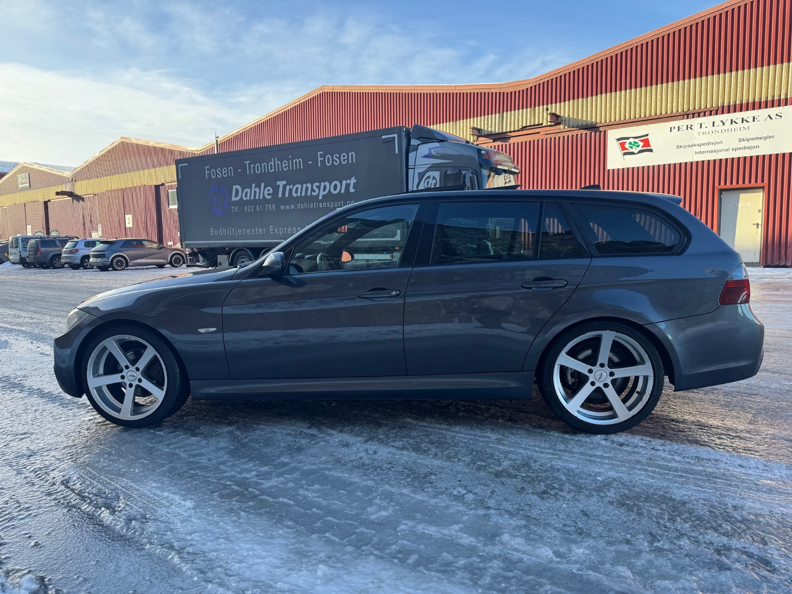 BMW 3-serie 320DA/M-SPORT/NAVI/HENGERFESTE/PANORAMA S.TAK 2