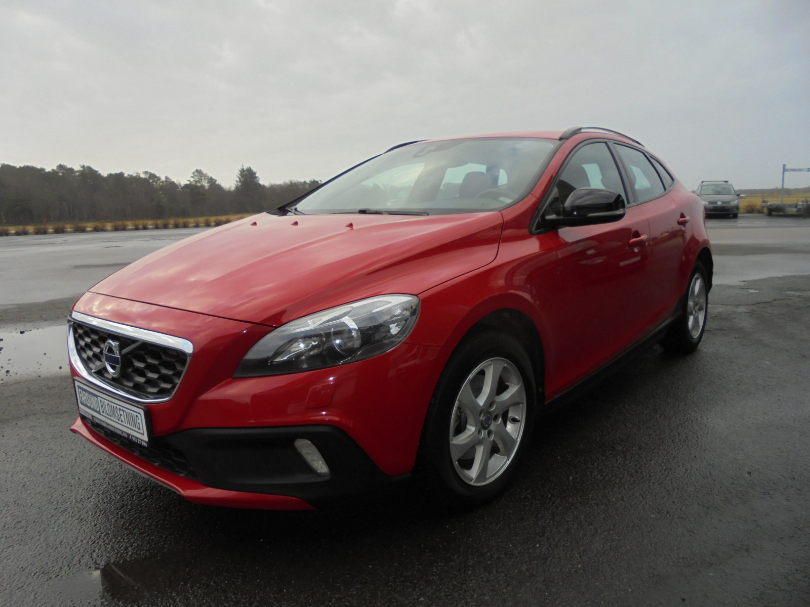 Volvo V40 Cross Country D2 (114HK) DAB+, CRUISE, PARKSENS, KAMERA, EU.OK 2027 3