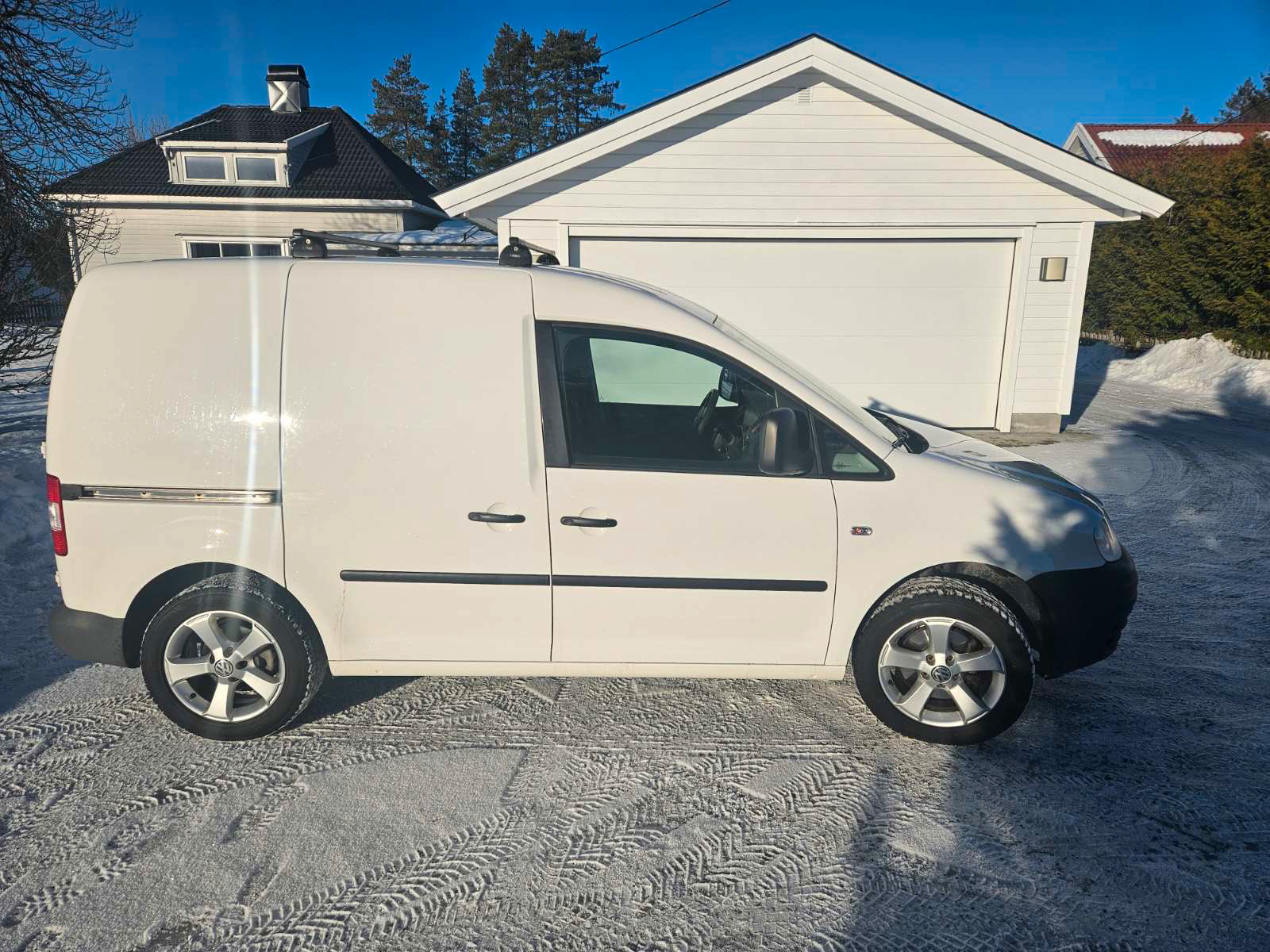 Volkswagen Caddy 1,9 TDI 105hk 3