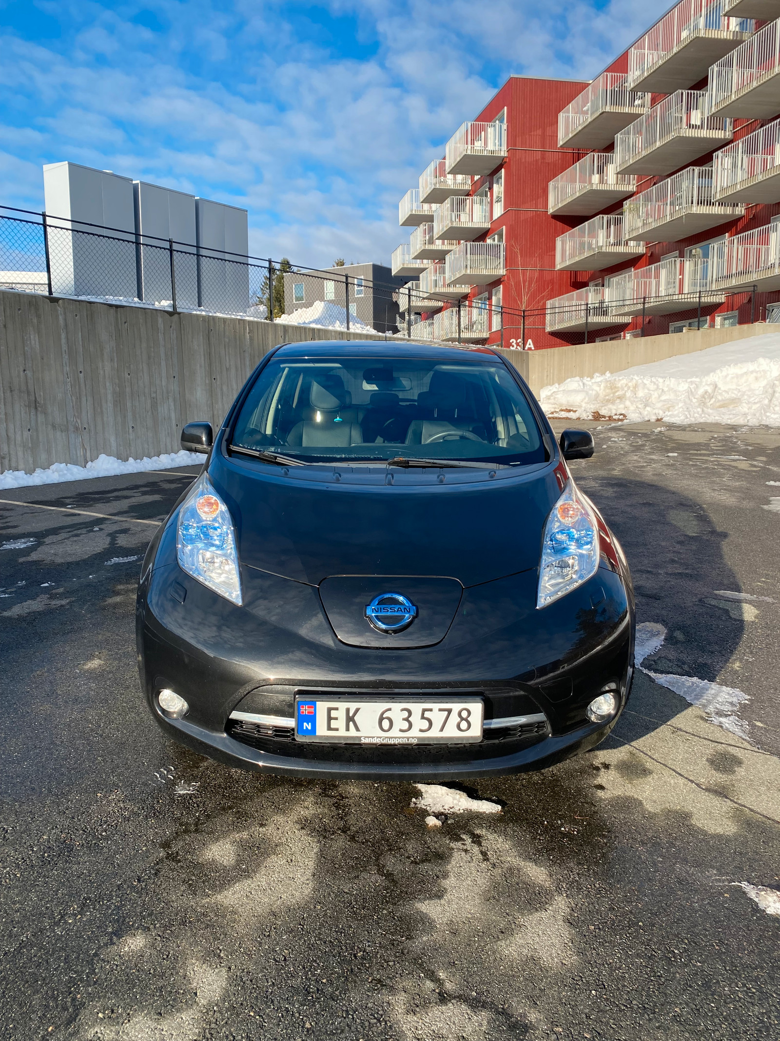 Nissan Leaf Tekna 30kWh 80KW Tekna Leather Metallic and Pearlescent 2