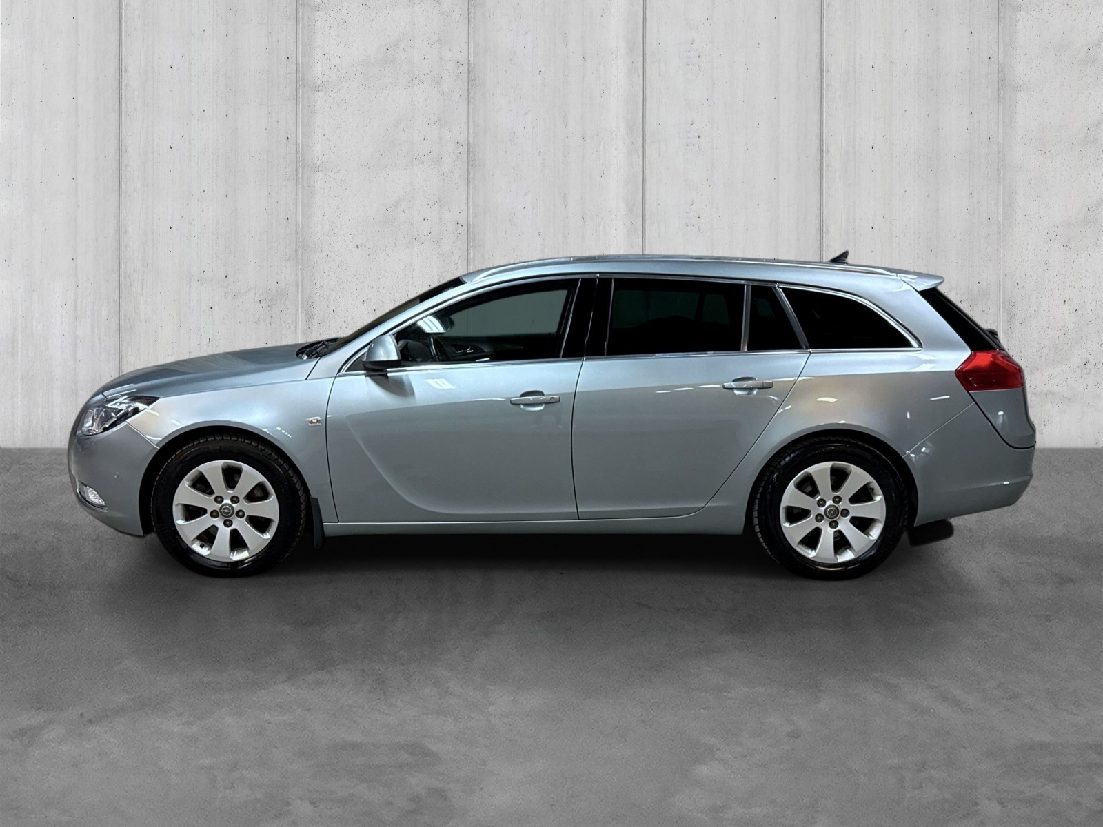 Opel Insignia AWD-2.0-CDTi-160HK-AUTOMAT-SPORTS-TOURER-SW-SE KM-PEN 2