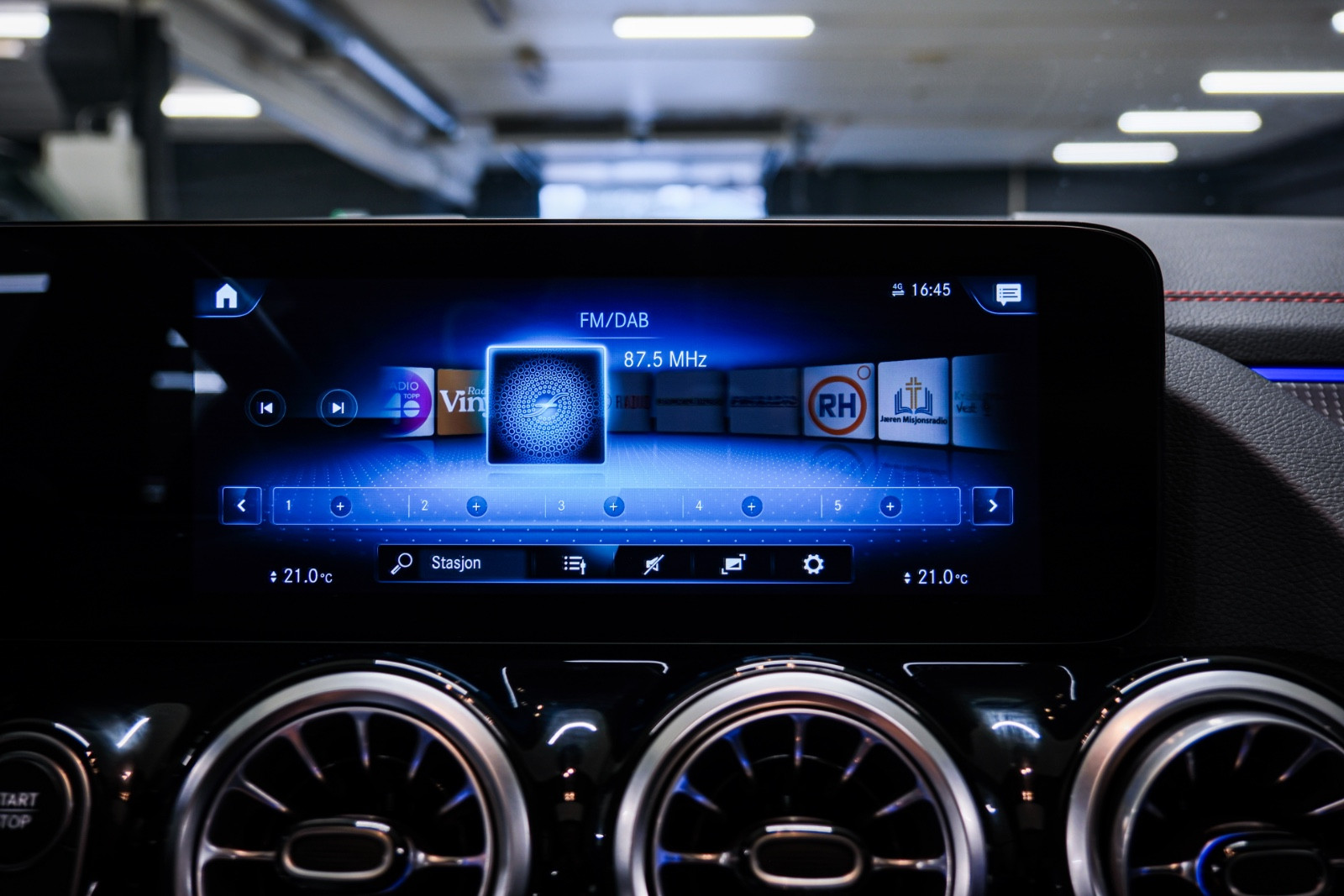 Bilde av Mercedes-Benz EQA