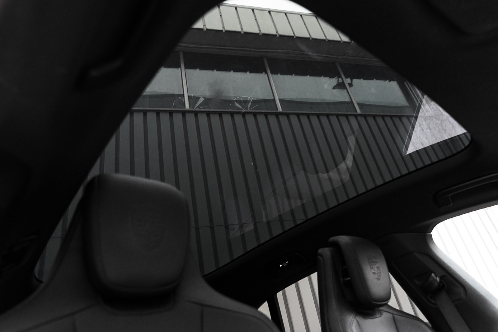 Hovedbilde av Porsche Taycan