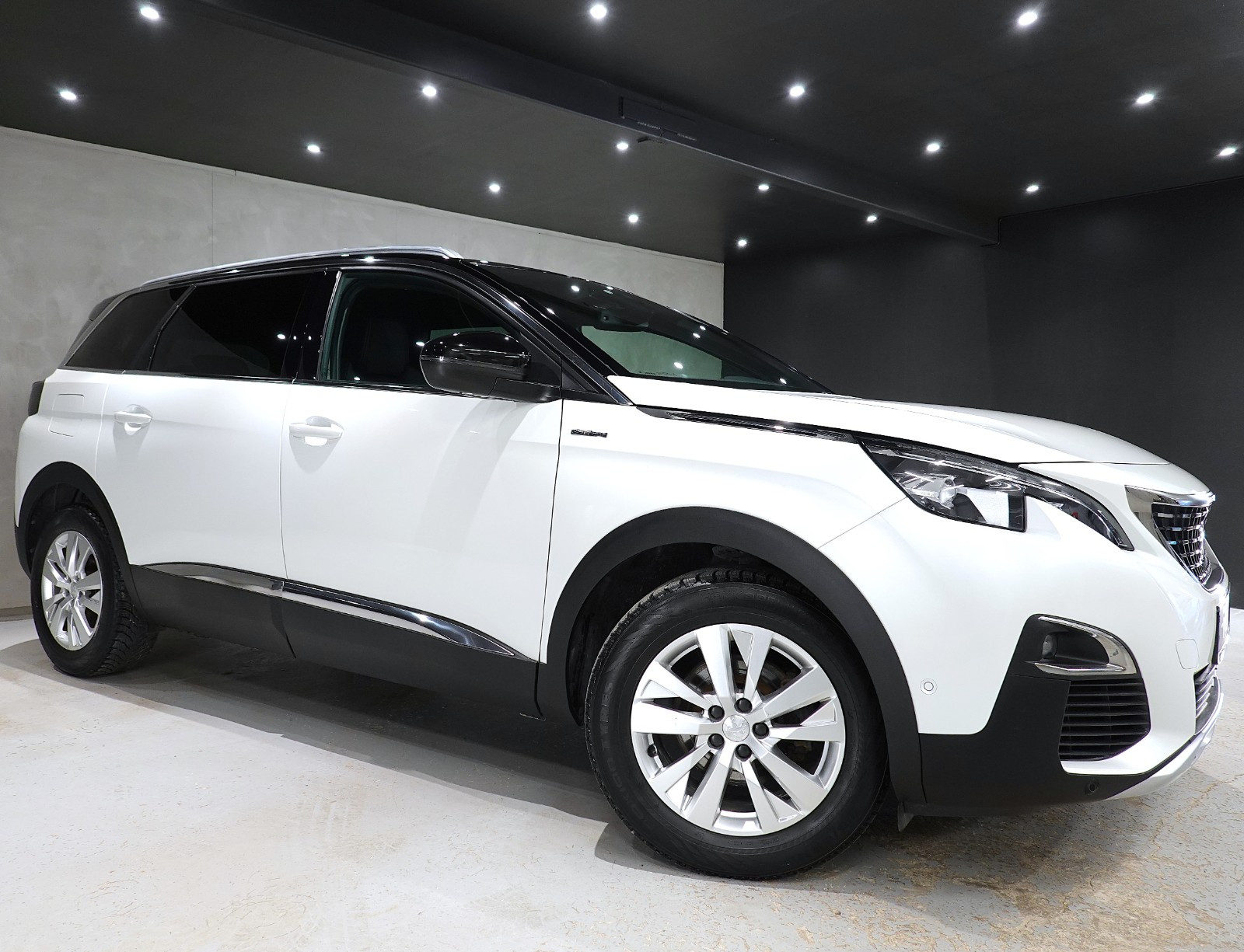 Peugeot 5008 1,2Puretech131HKGT-Line AUT/7.SETER/KROK/EU27/ACC/FOCAL 2