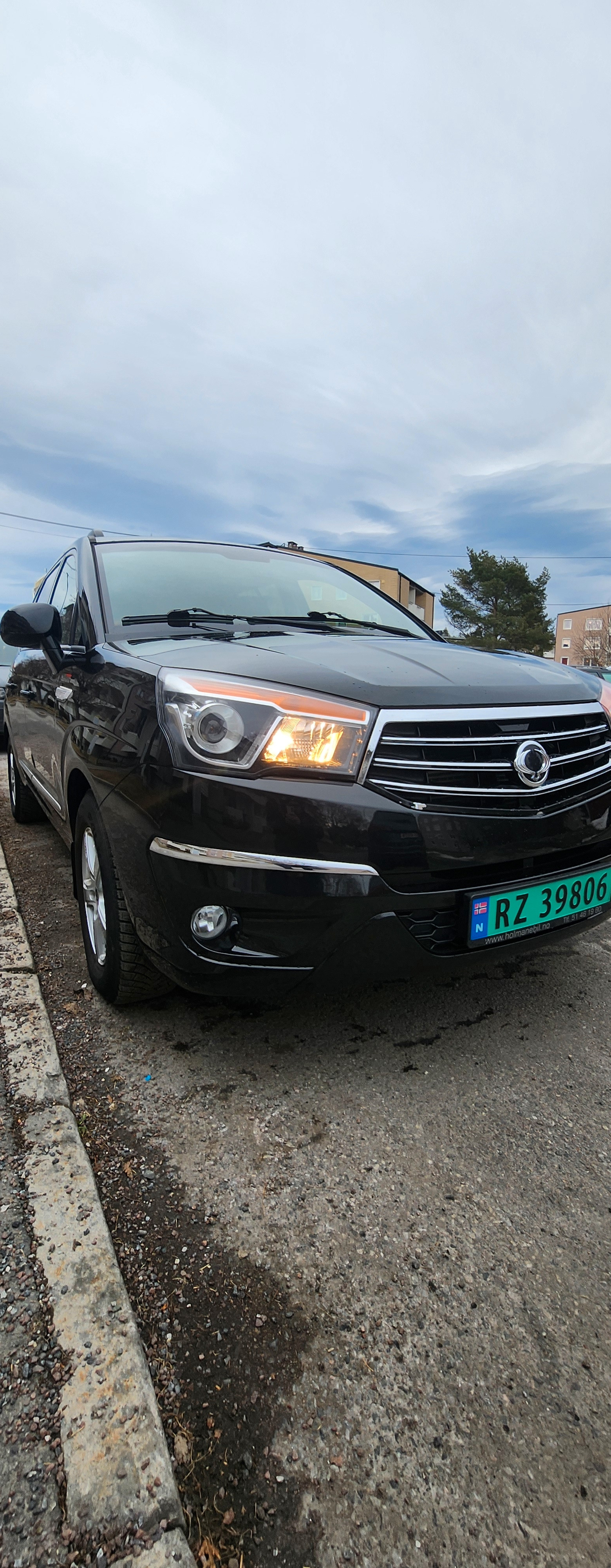 SsangYong Rodius e-XDi 200 155hk Premium 4WD 3