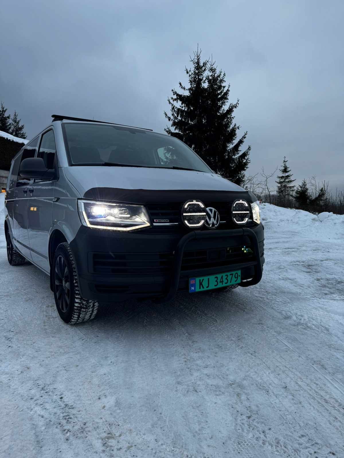 Volkswagen Transporter 2,0 TDI 150hk L m/vindu 4Motion 2