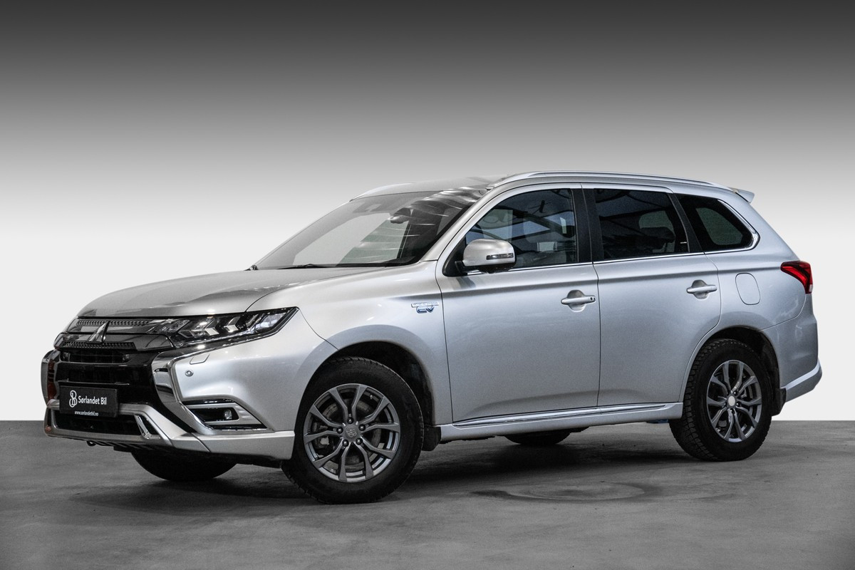 Mitsubishi Outlander PHEV / INSTYLE+ / ACC / SKINN / RATTVARME / KAMERA 3