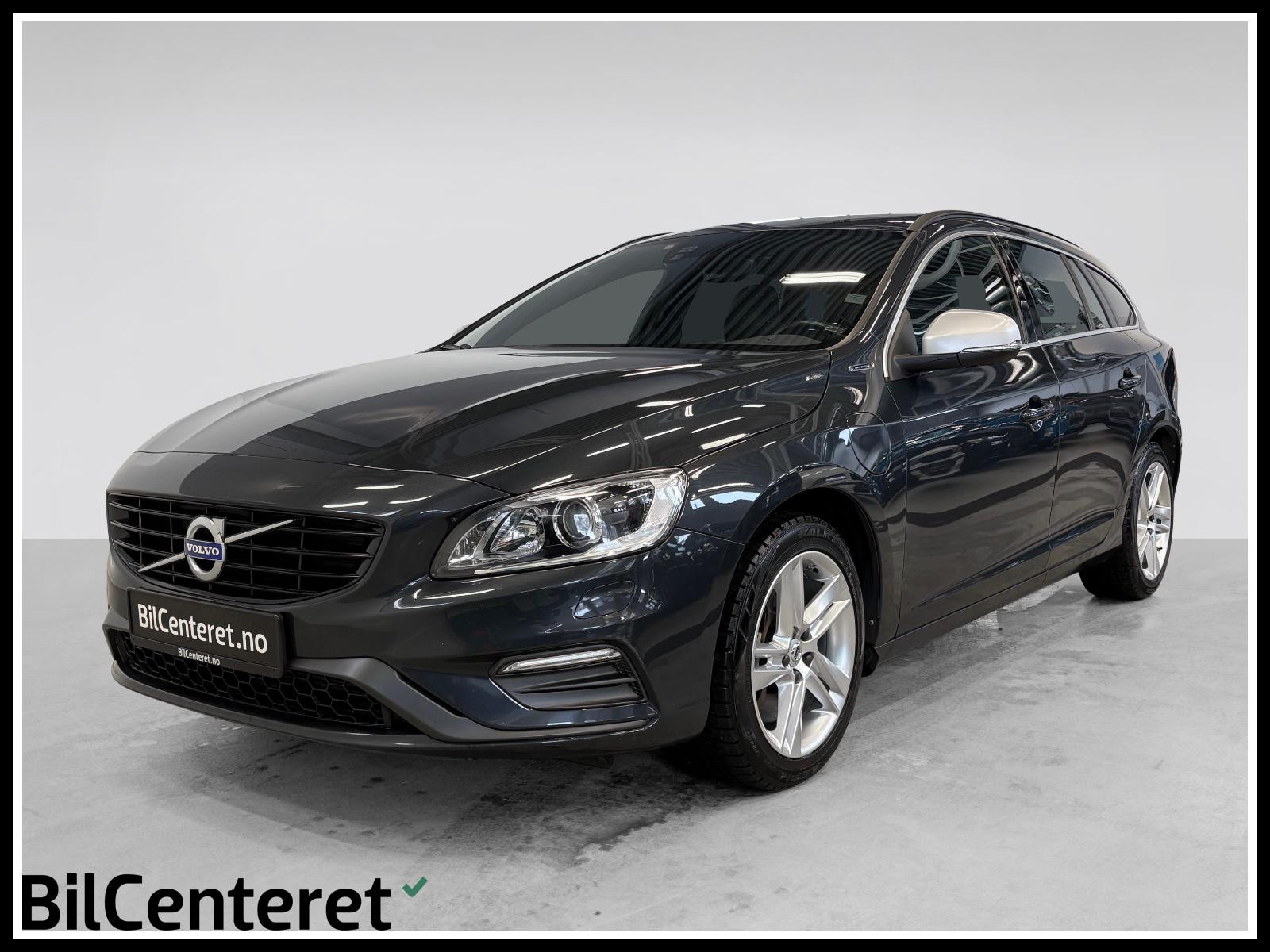 Volvo V60 2.4 D5 AWD 231HK PLUG-IN R-DESIGN SPORTSETER VOC KROK++